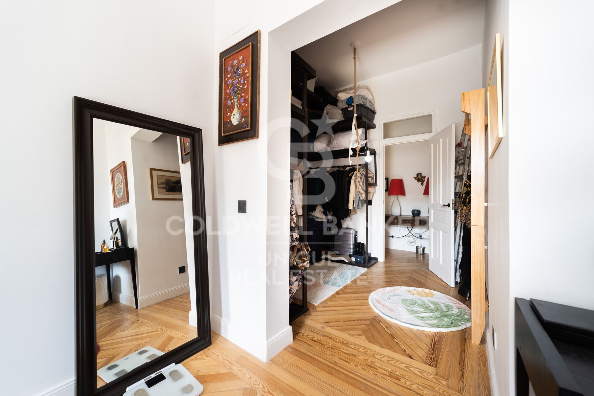 Außenliegende Wohnung mit 3 Schlafzimmern im Barrio de Las Letras, Madrid