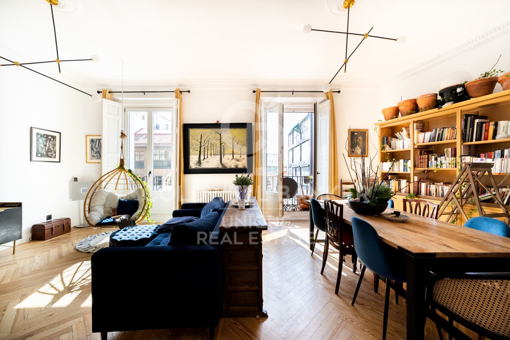 Außenliegende Wohnung mit 3 Schlafzimmern im Barrio de Las Letras, Madrid