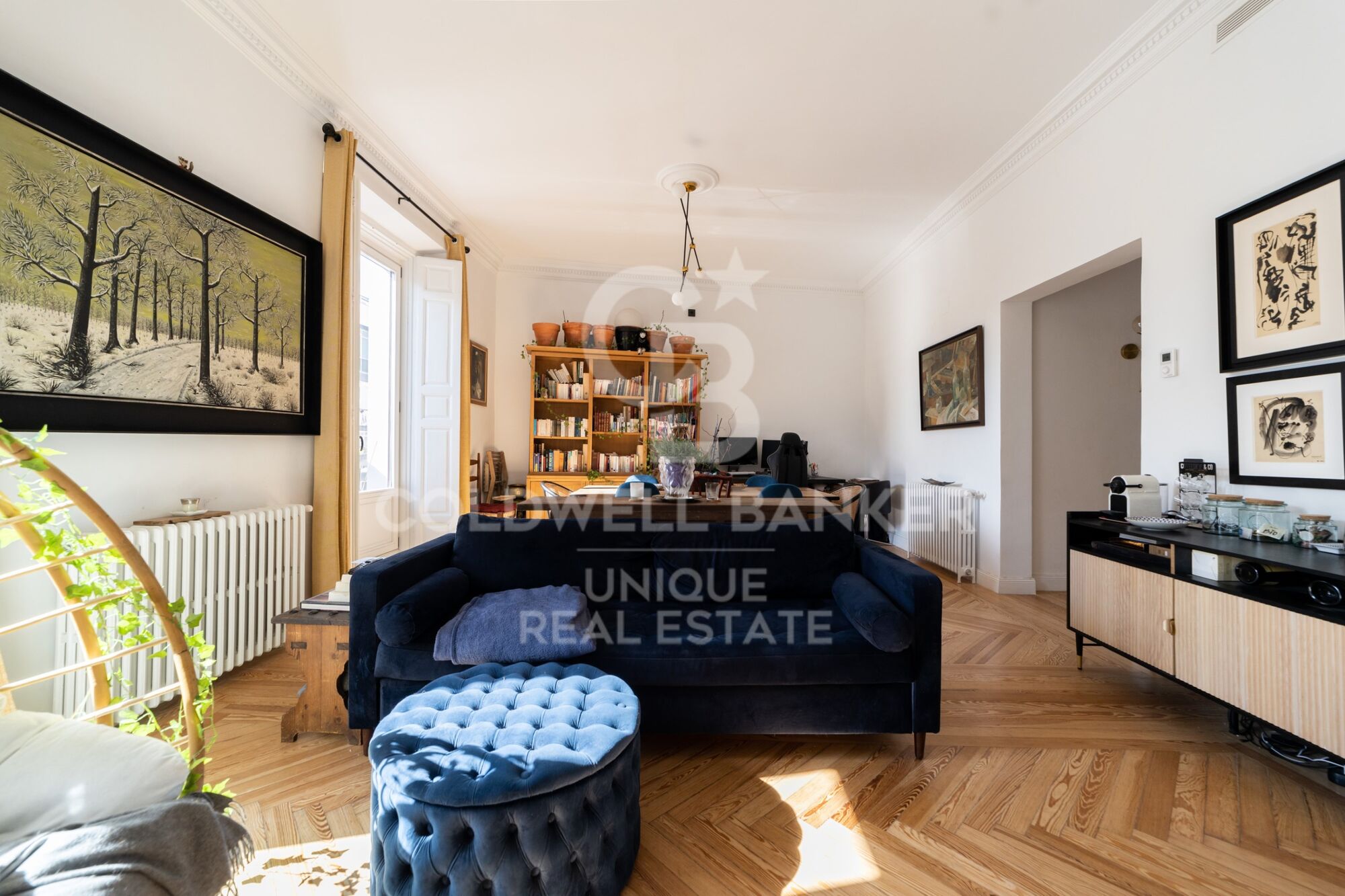 Außenliegende Wohnung mit 3 Schlafzimmern im Barrio de Las Letras, Madrid