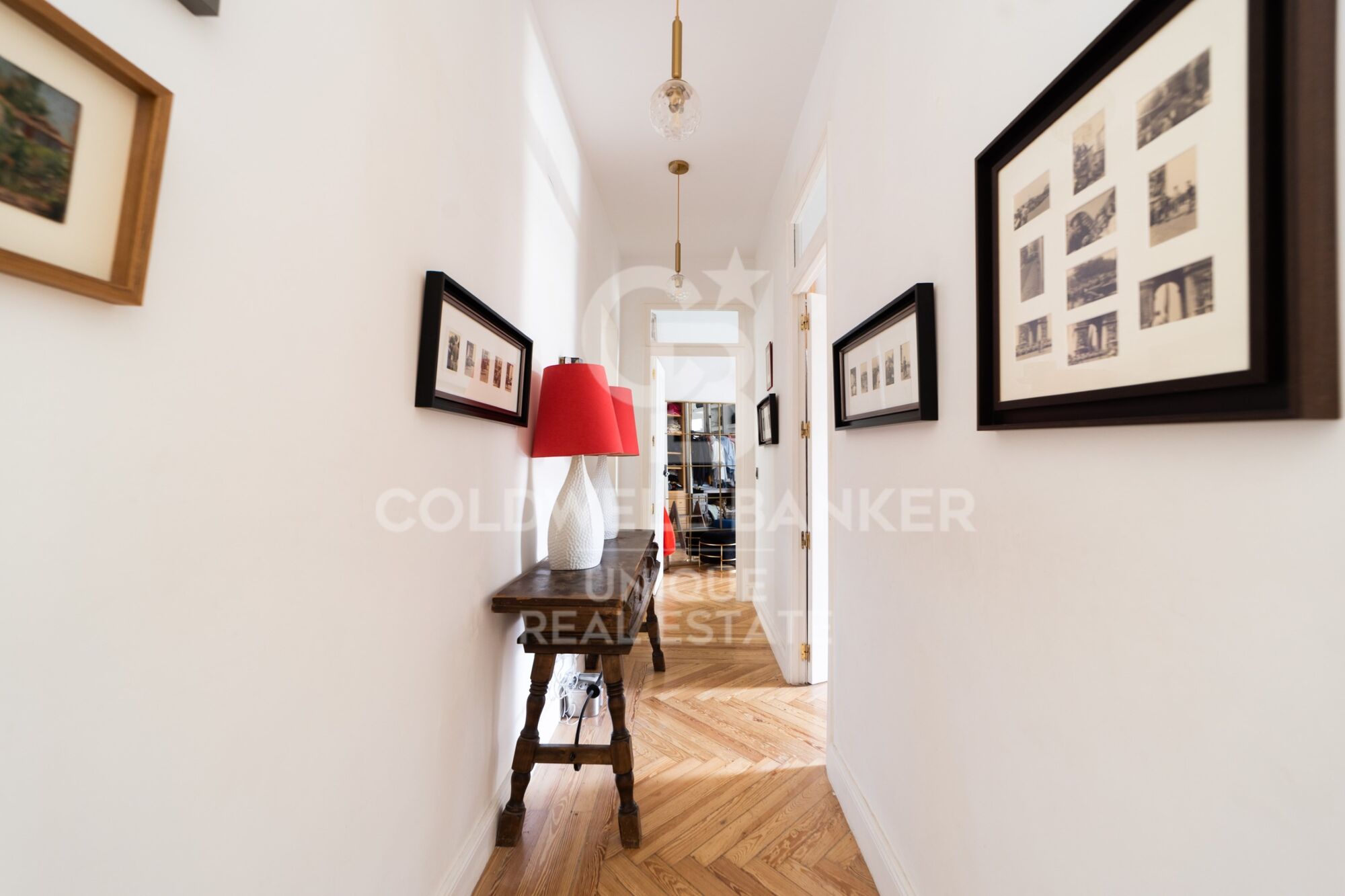 Außenliegende Wohnung mit 3 Schlafzimmern im Barrio de Las Letras, Madrid