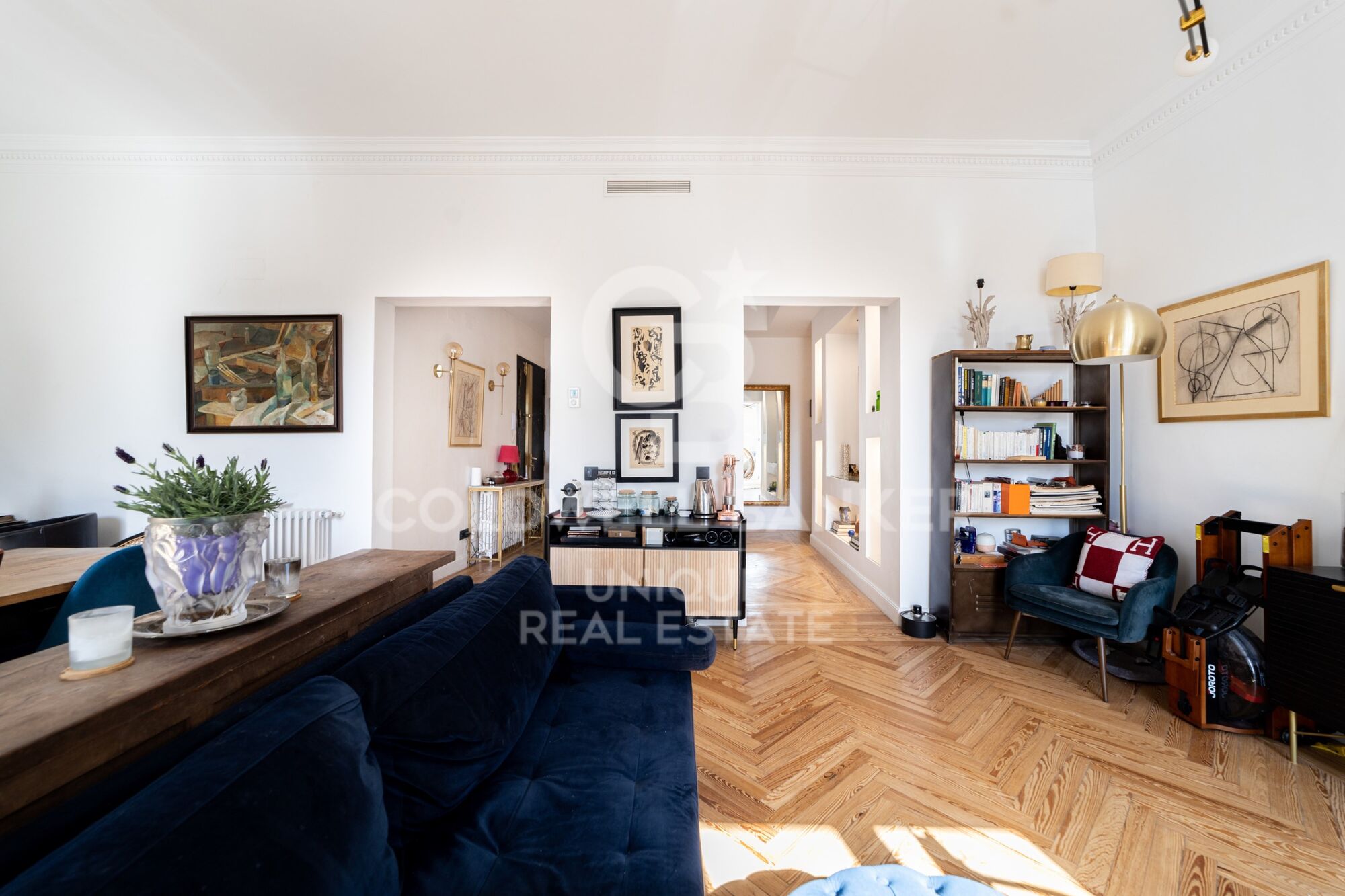 209 m² y 3 dormitorios en el corazón cultural de Madrid Luz, volumen y distribución ideal
