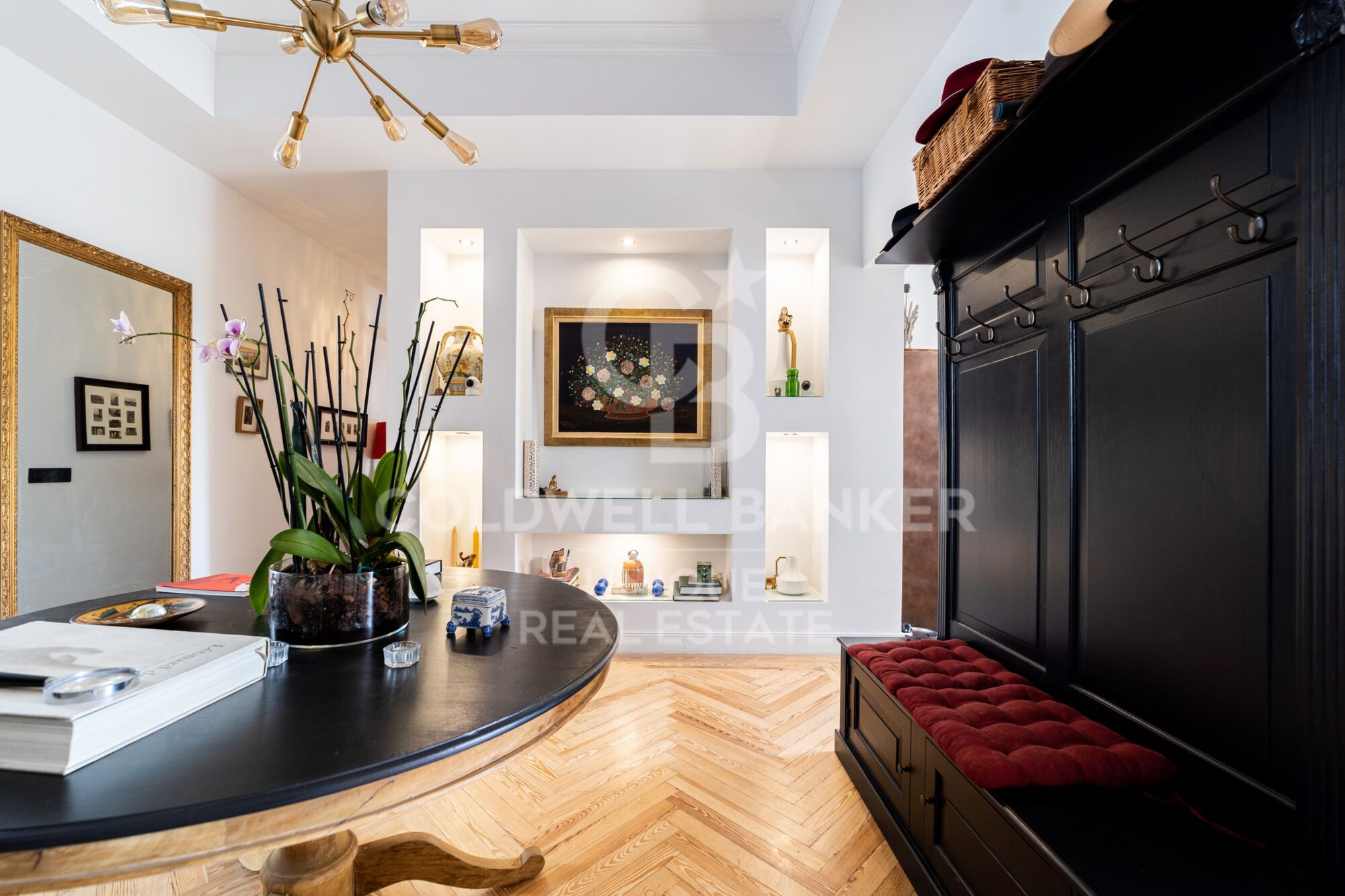 Exterior apartment with 3 bedrooms in the Barrio de Las Letras, Madrid