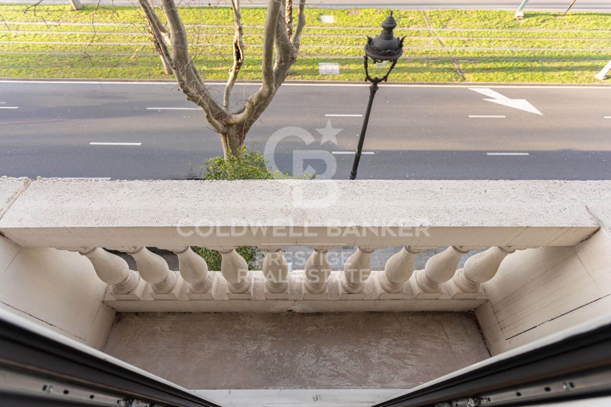 Piso impecable cerca de Francesc Macià, con parking inlcuído