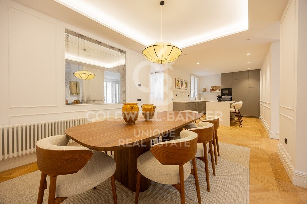 Flat 3 Bedrooms Sale Madrid
