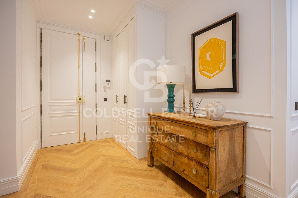 Flat 3 Bedrooms Sale Madrid