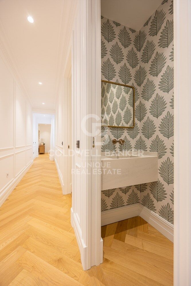 Flat 3 Bedrooms Sale Madrid