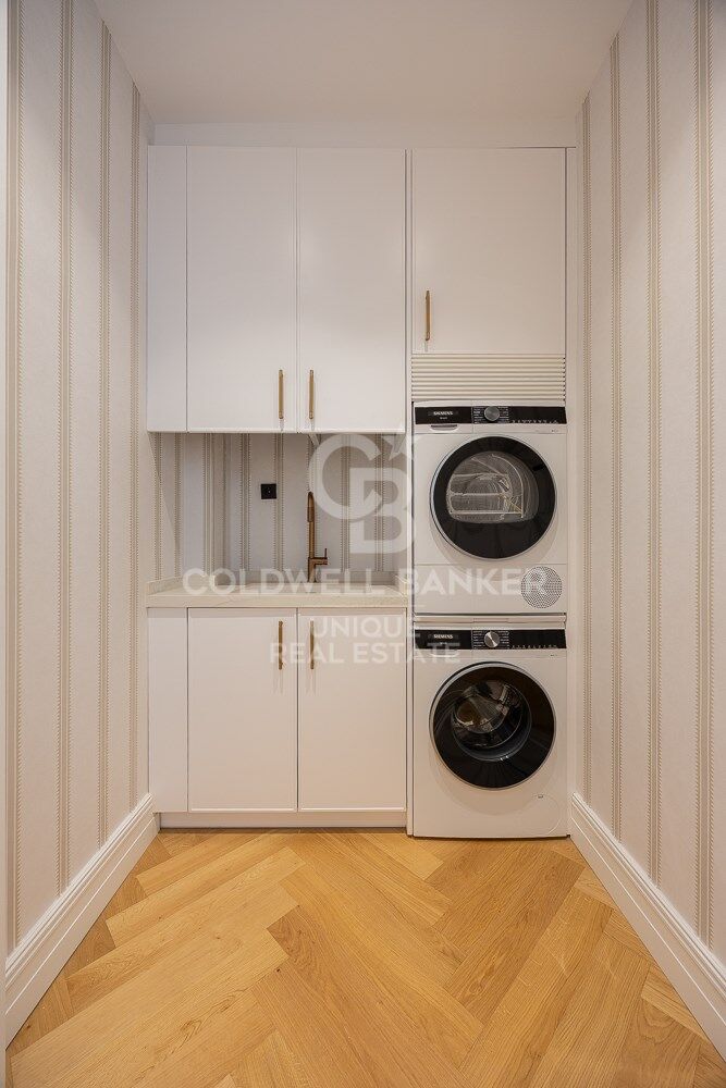 Flat 3 Bedrooms Sale Madrid