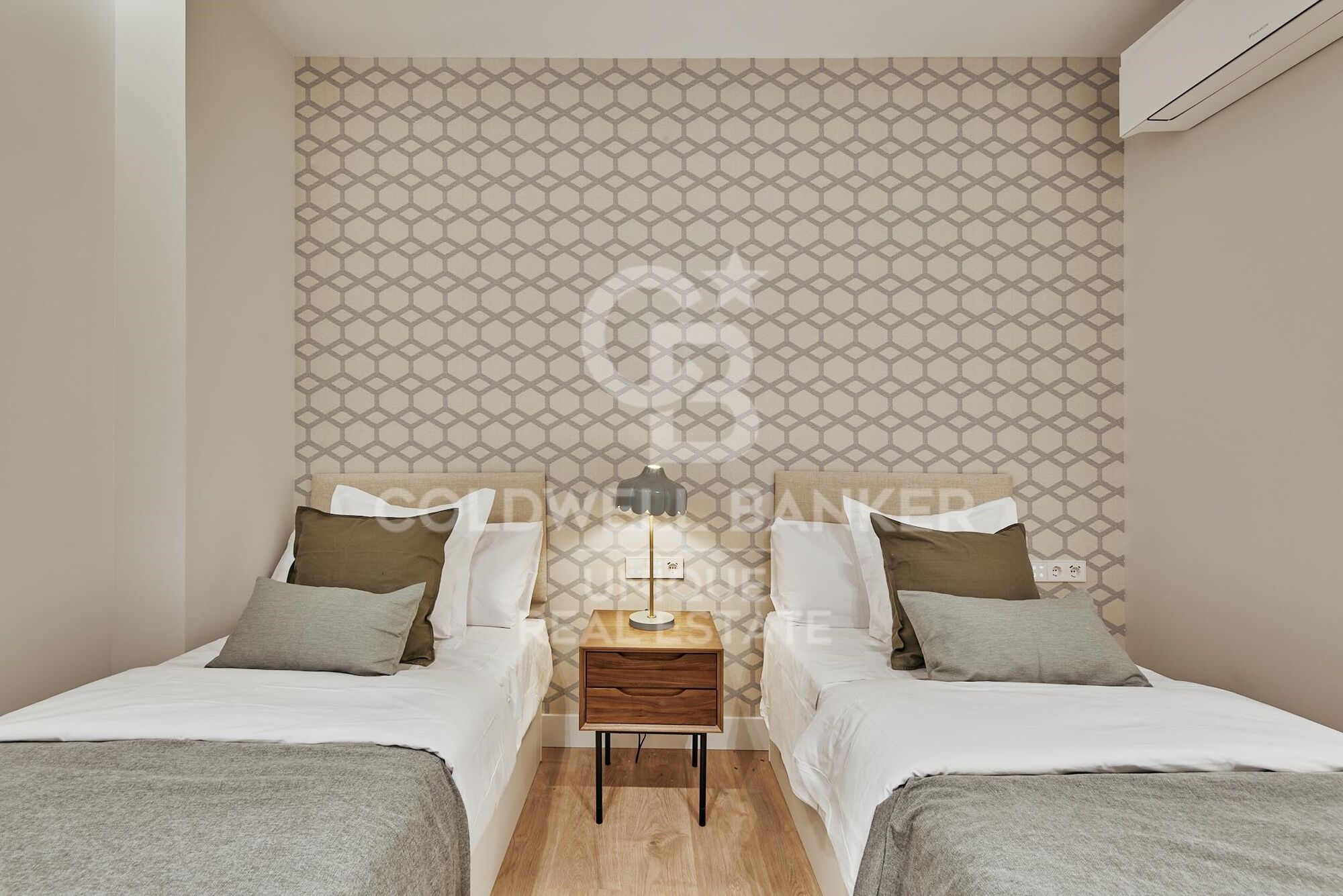 Renovierte Außenwohnung in Goya, Madrid