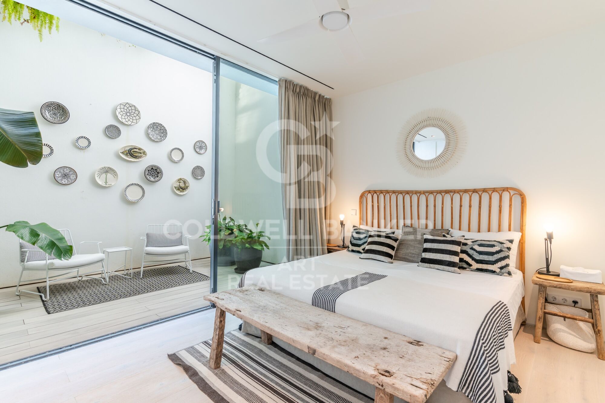 Exceptional villa in La Mairena, a privileged residential enclave