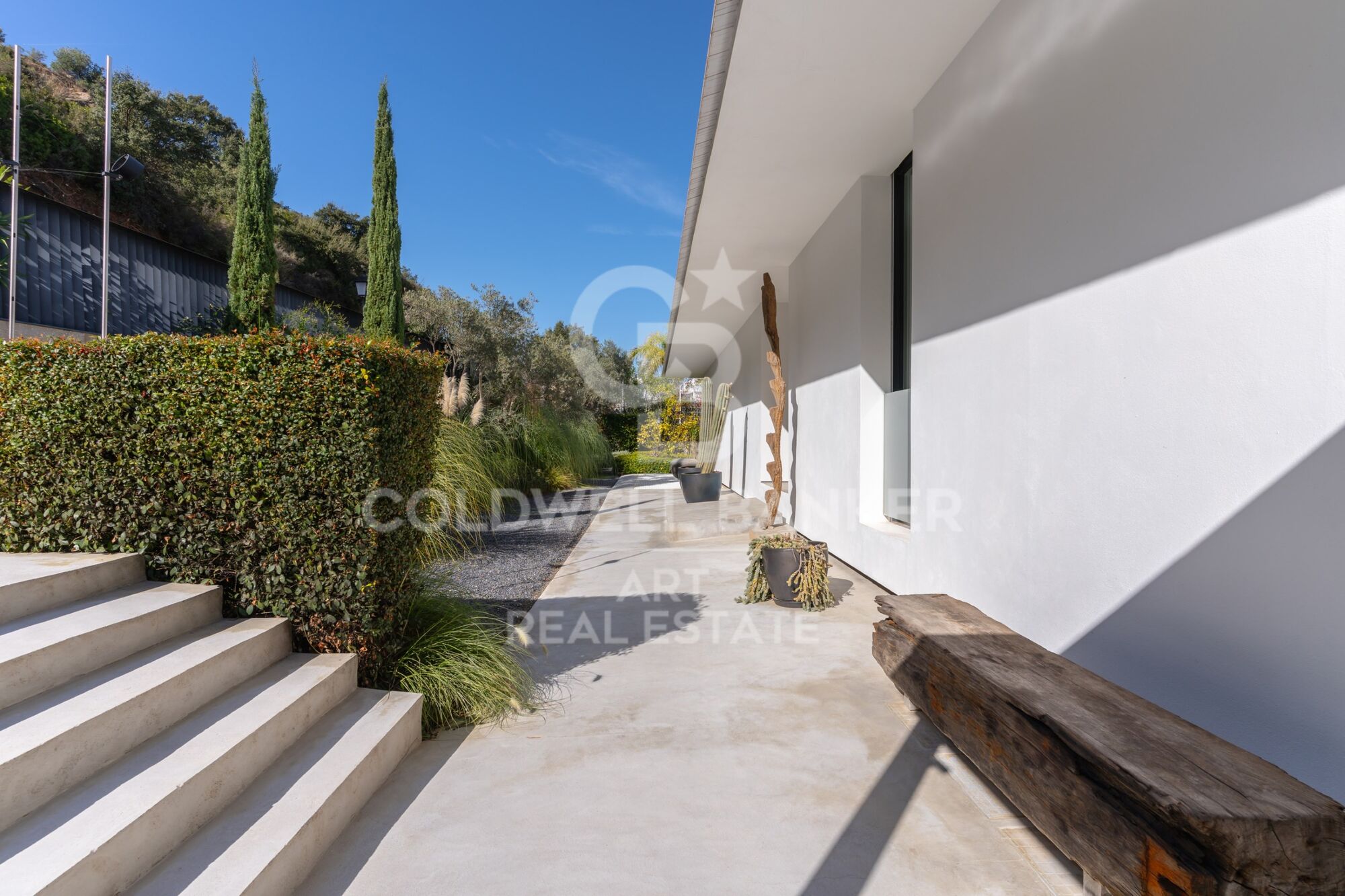 Außergewöhnliche Villa in La Mairena, einer privilegierten Wohngegend
