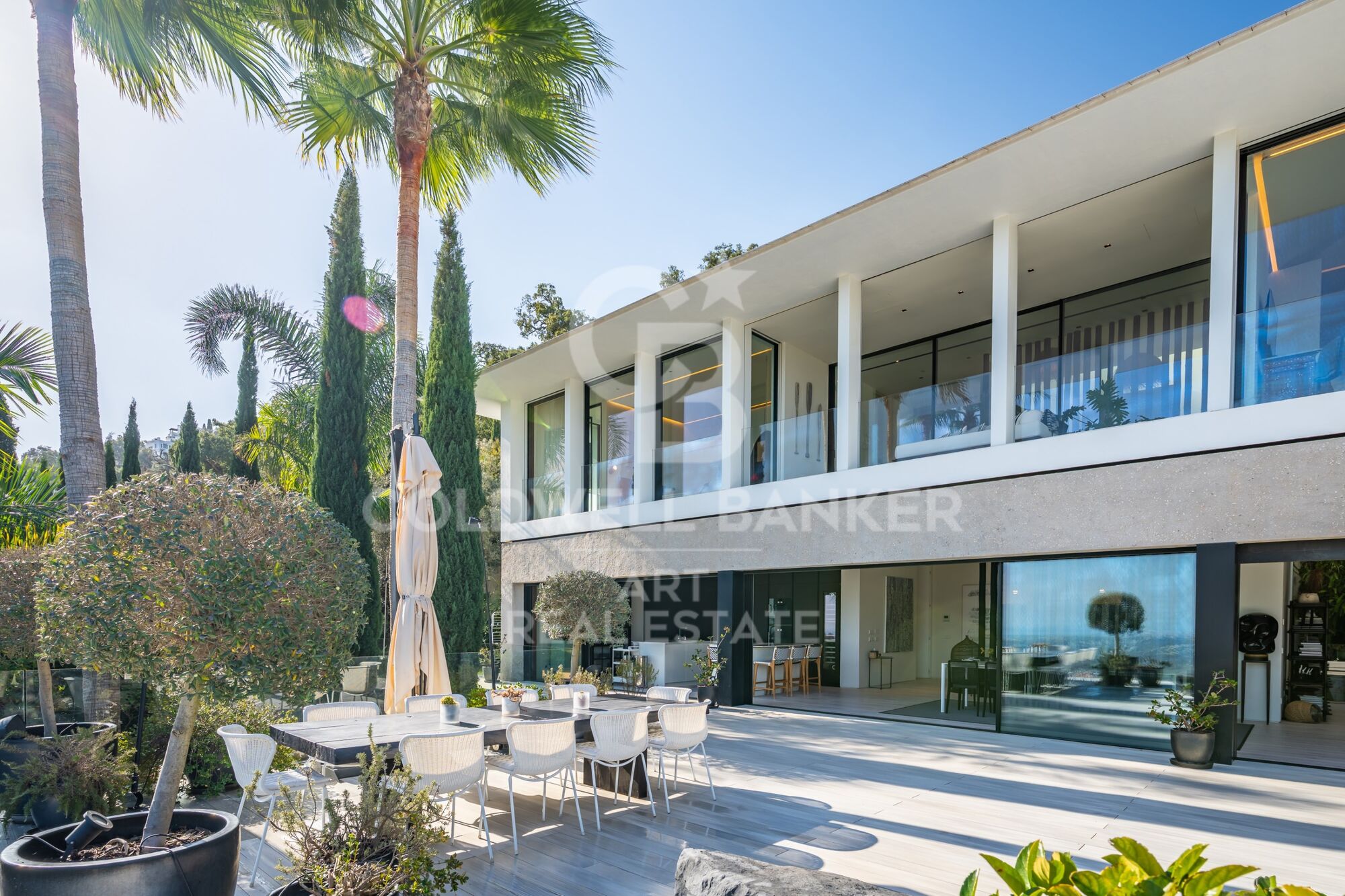 Exceptional villa in La Mairena, a privileged residential enclave