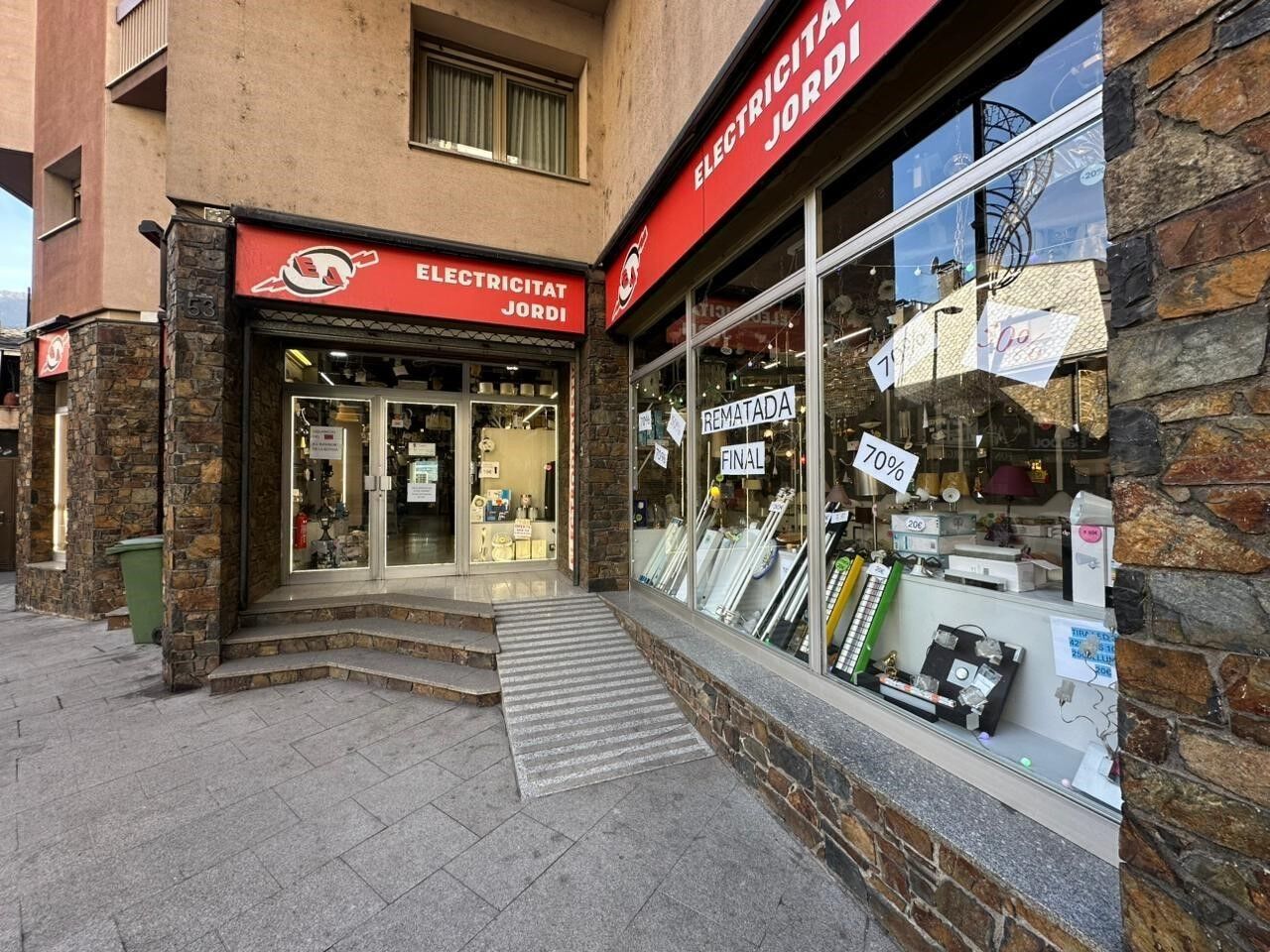 Local commercial Location Andorra la Vella