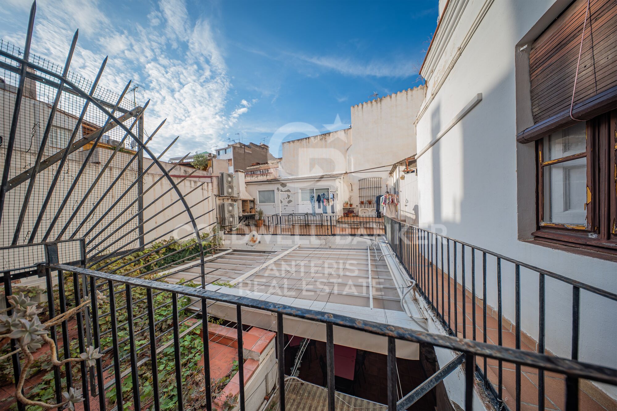 Casa y local céntrico con alta rentabilidad