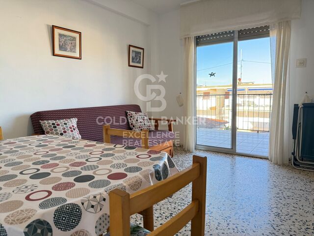 Charming Apartment next to Oliva Beach
