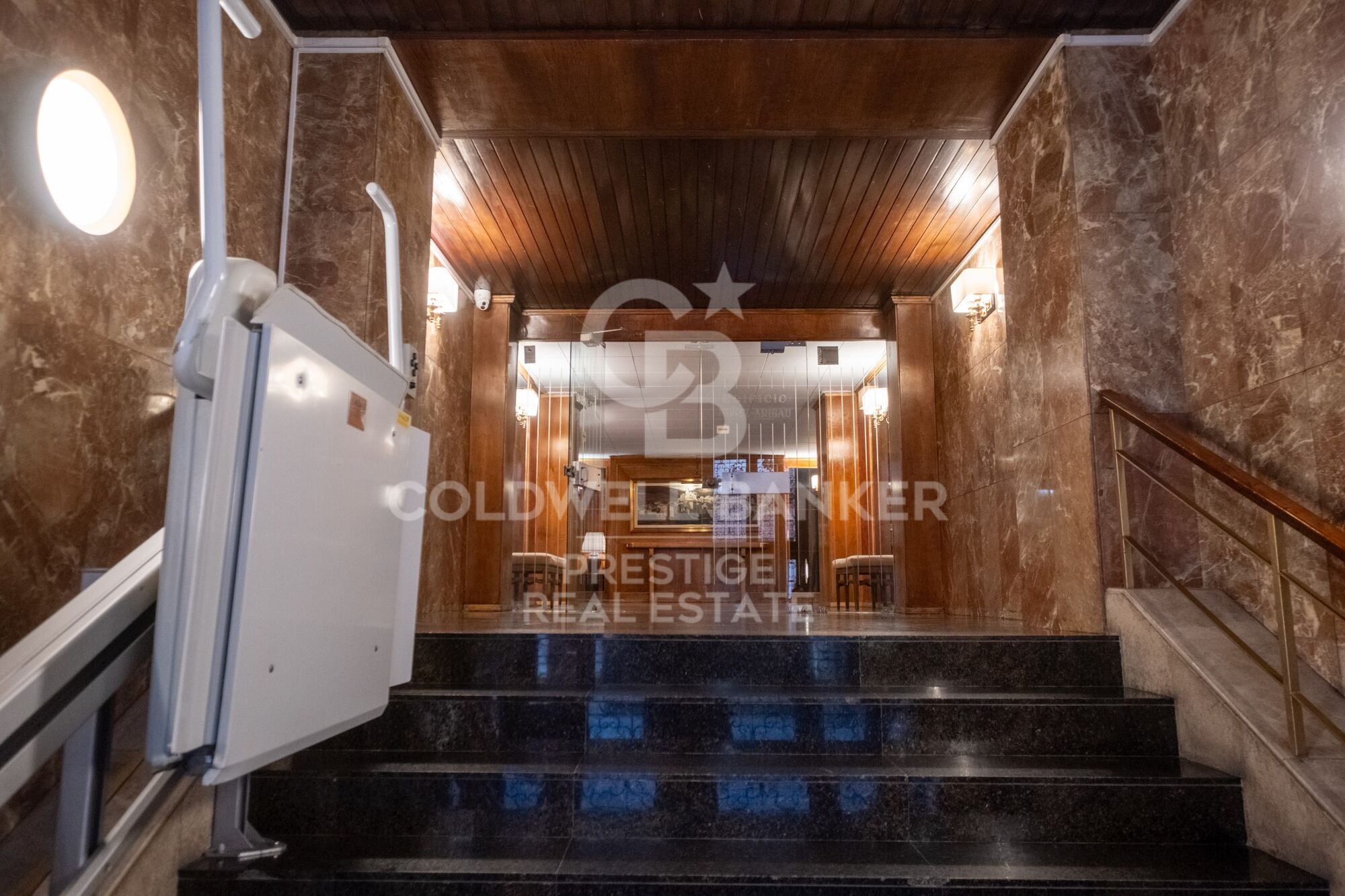 Renovierte Wohnung mit Möbeln und Parkplatz inklusive. Sarrià - Sant Gervasi, Barcelona