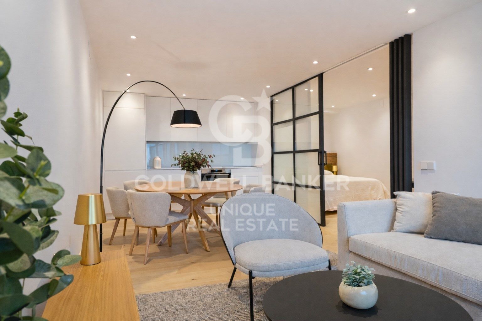 Einzimmer-Außenwohnung in Colón, Madrid