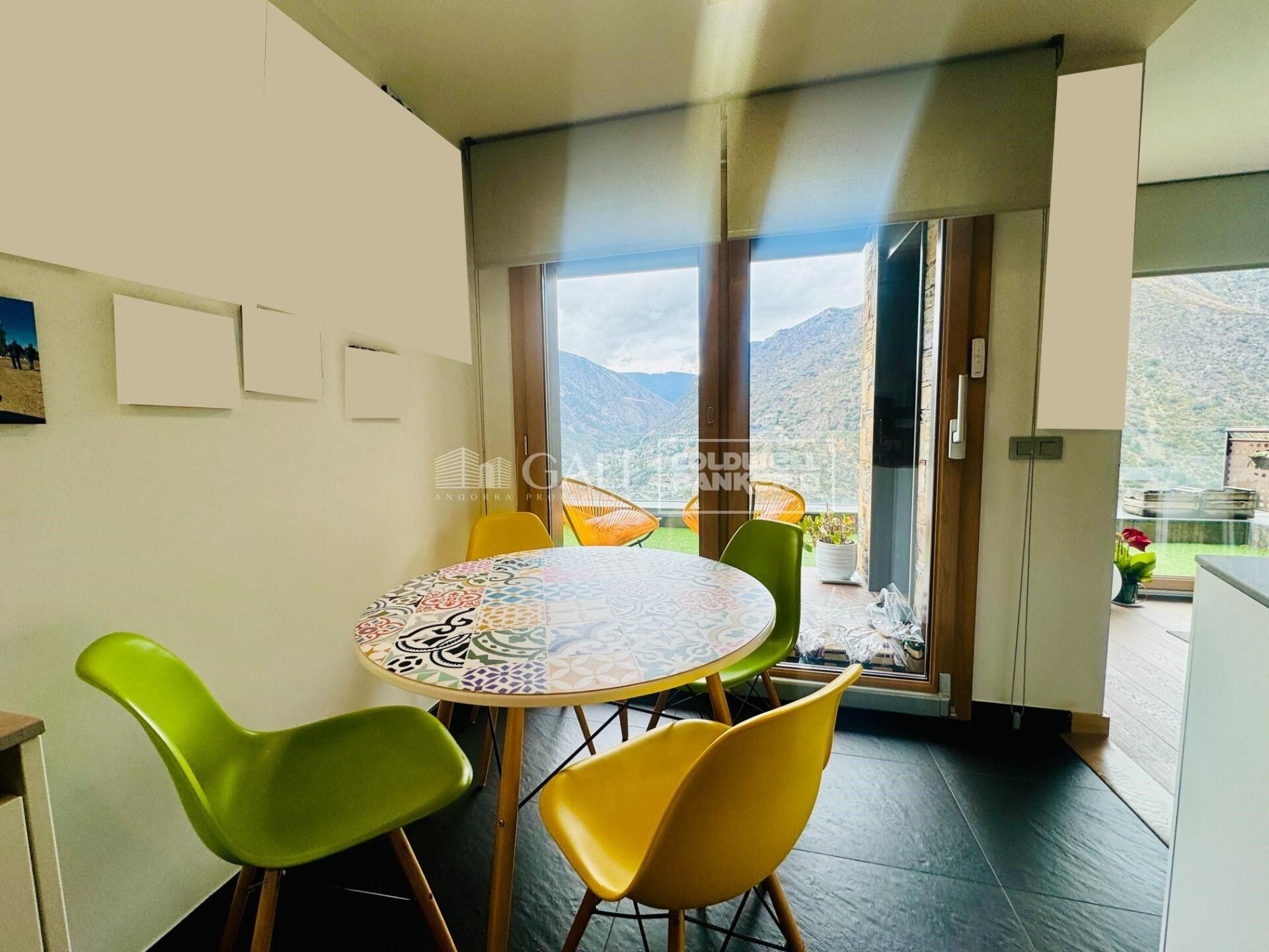 Ground floor 4 Bedrooms Sale Escaldes-Engordany