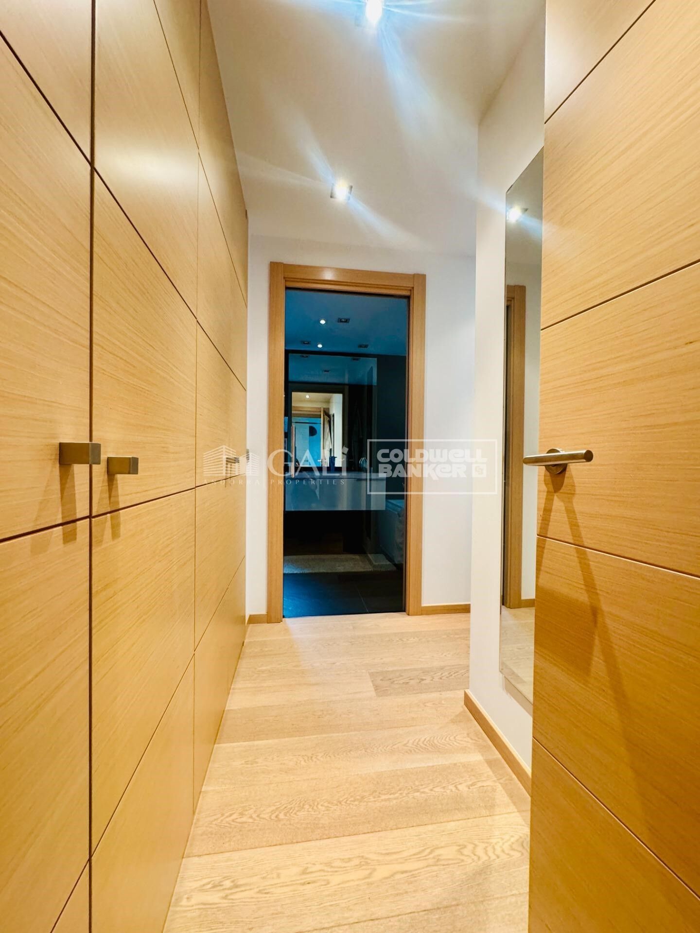 Ground floor 4 Bedrooms Sale Escaldes-Engordany