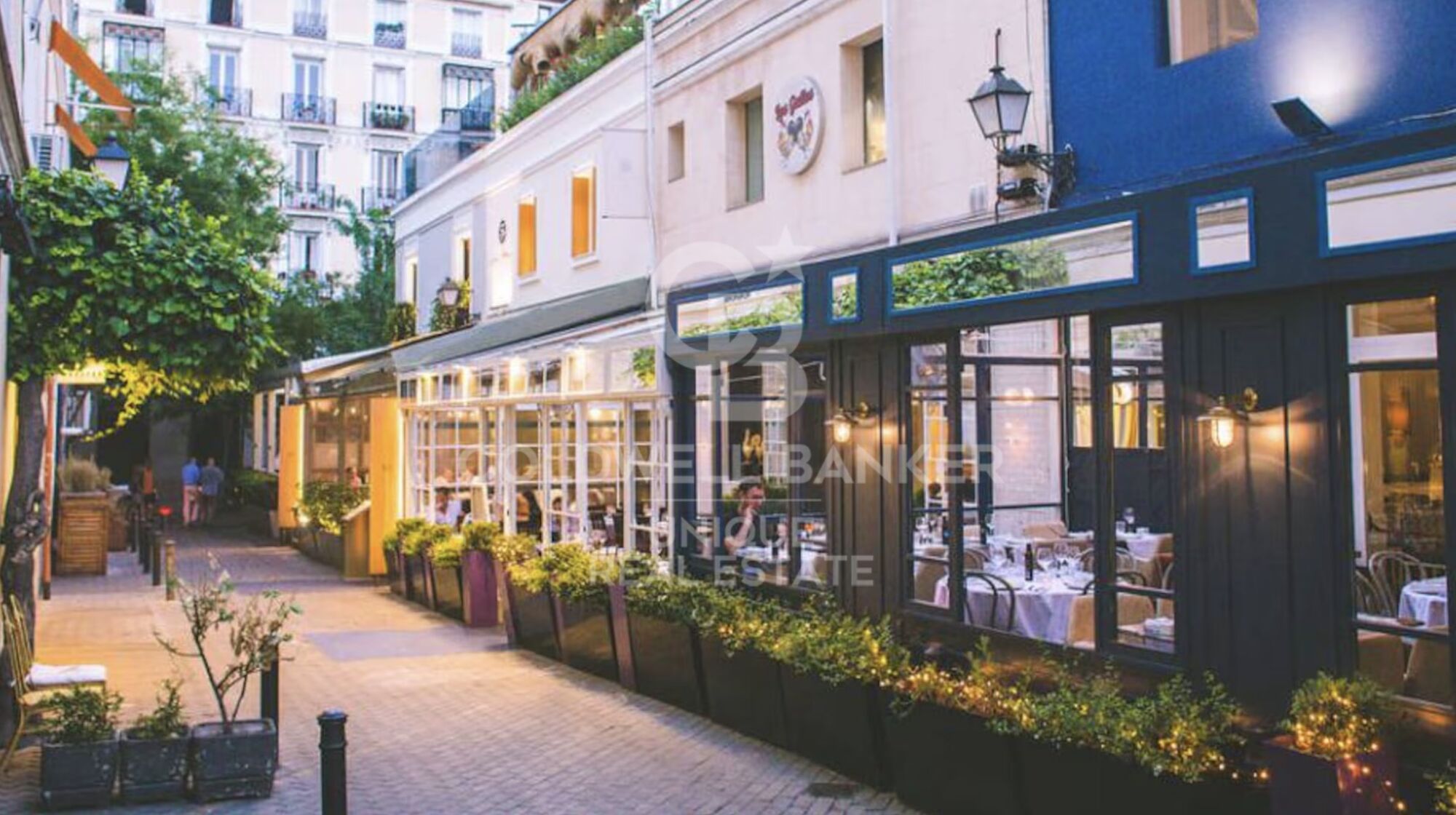 Piso reformado de tres dormitorios en Castellana , Madrid