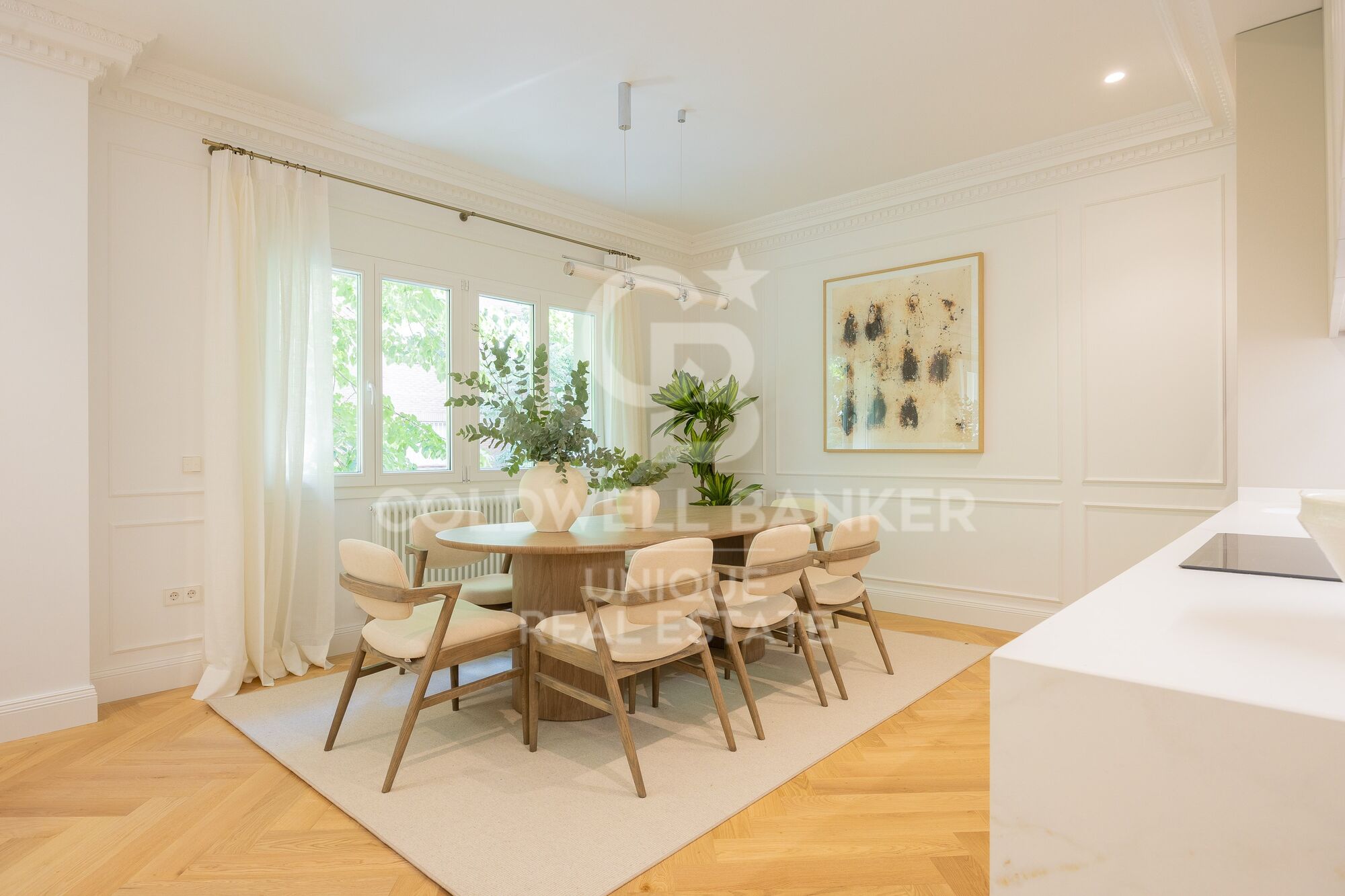 Renovated three-bedroom apartment in Castellana, Madrid