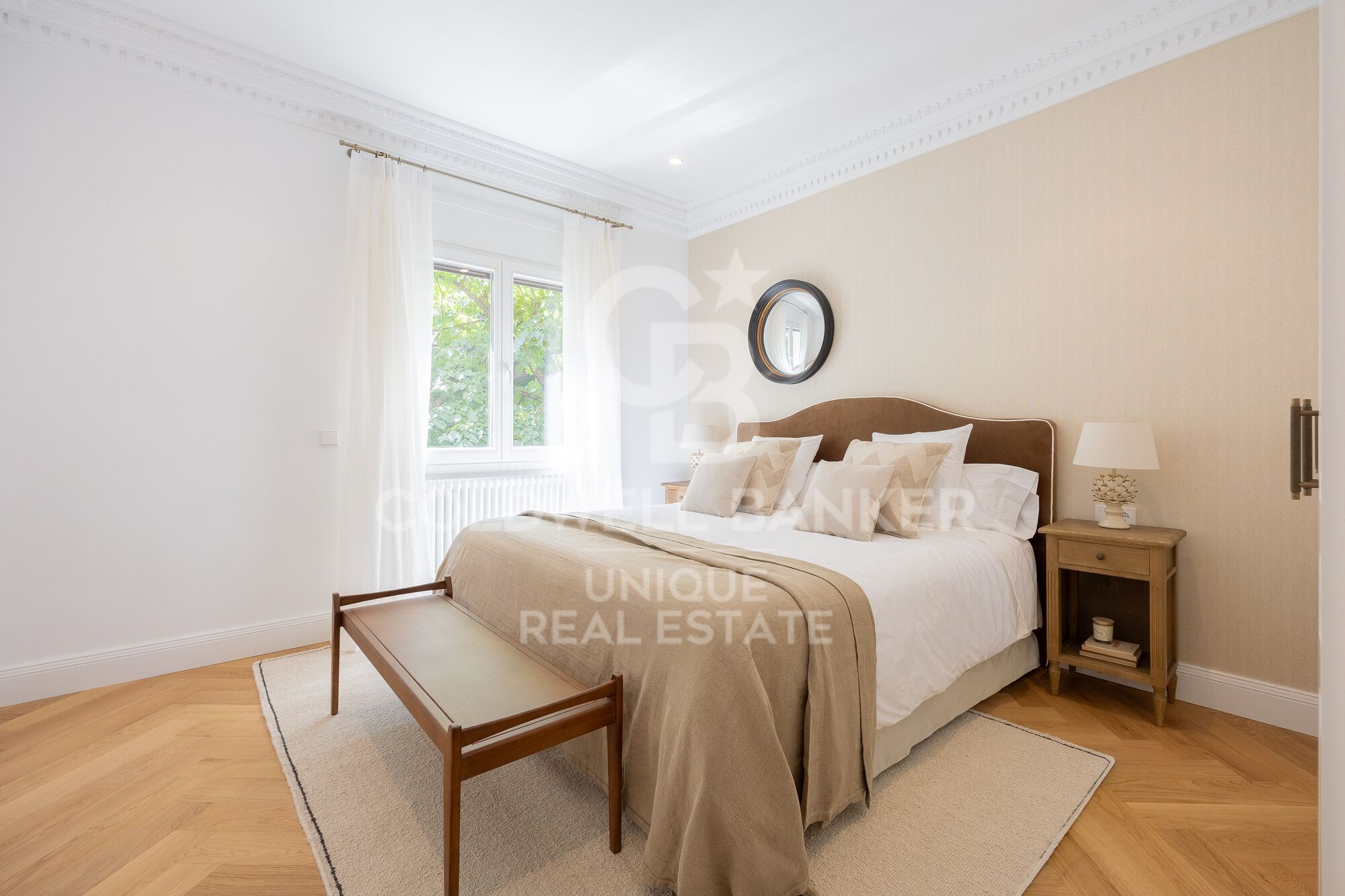 Renovated three-bedroom apartment in Castellana, Madrid