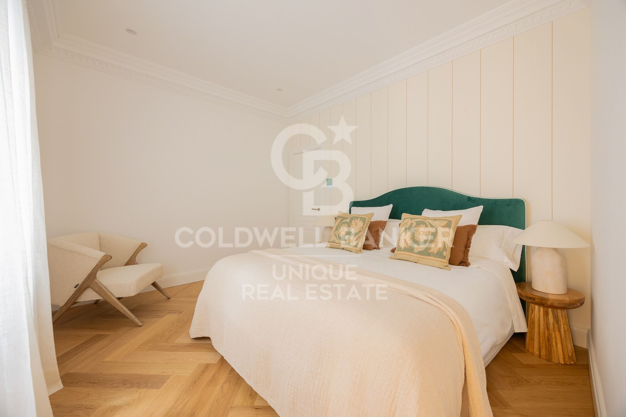 Renovated three-bedroom apartment in Castellana, Madrid