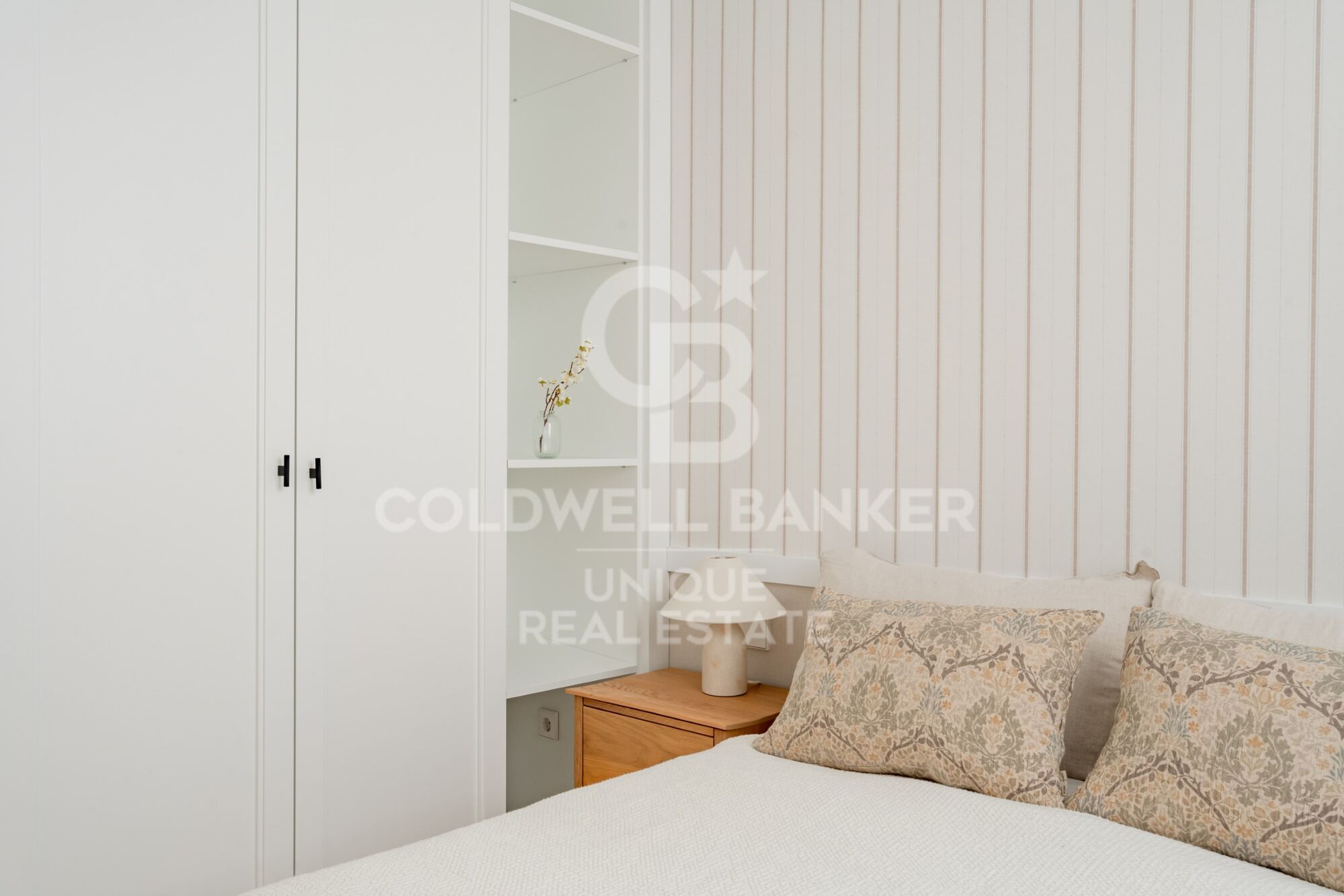 Renovated exterior flat in Castellana, Madrid