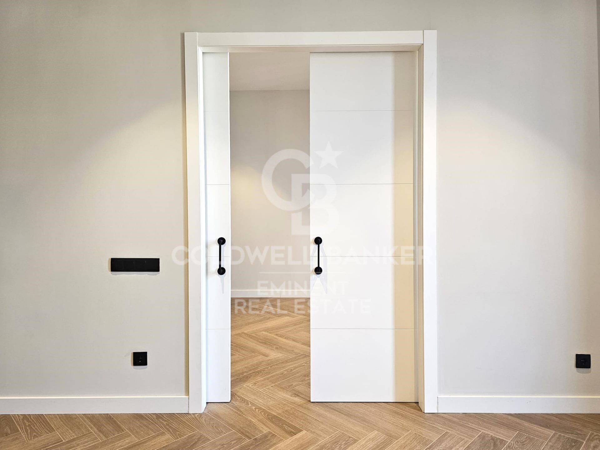 Flat 2 Bedrooms Sale Barcelona