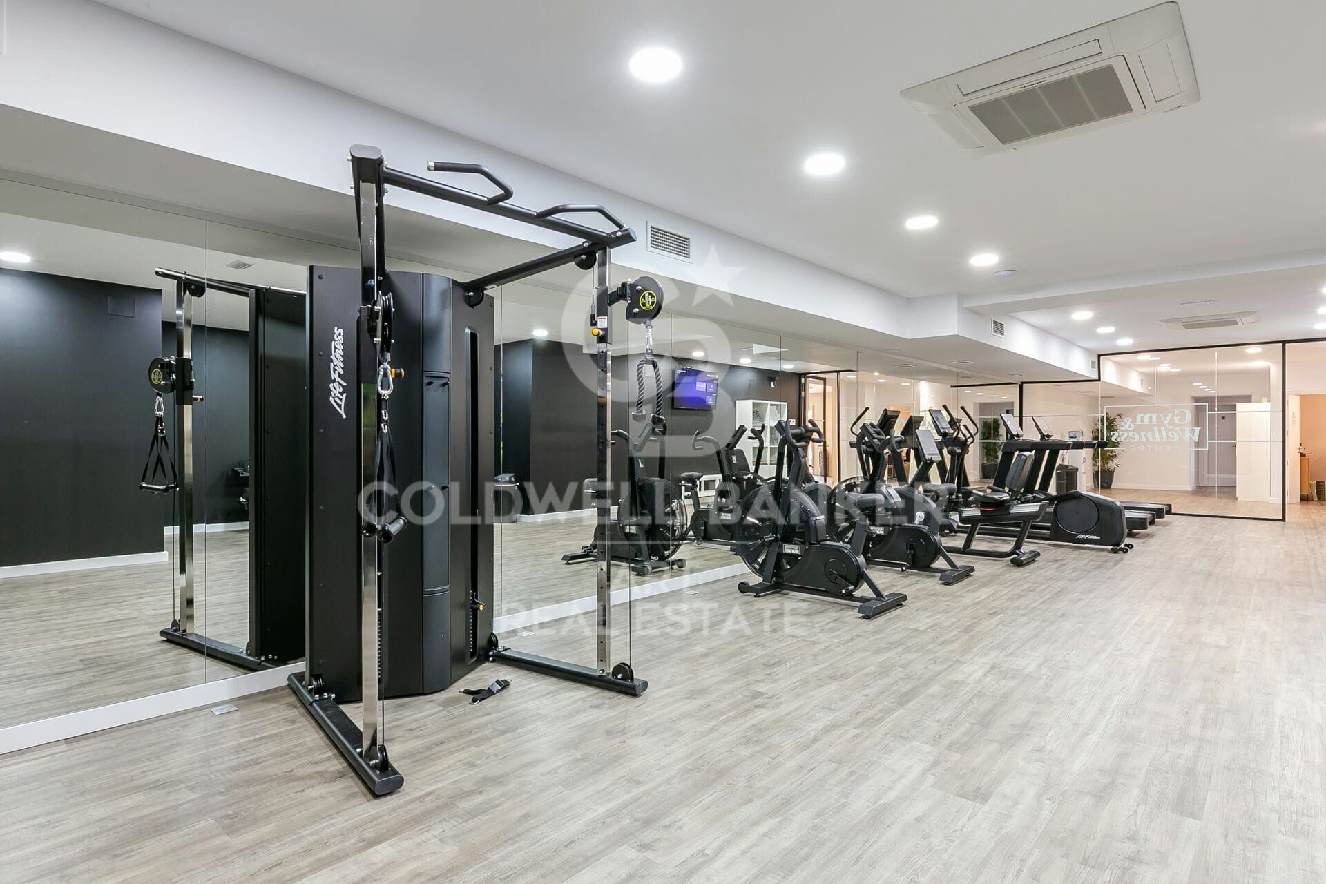 Exclusive apartments with high rental yield in Royal Marbella Golf Resort
