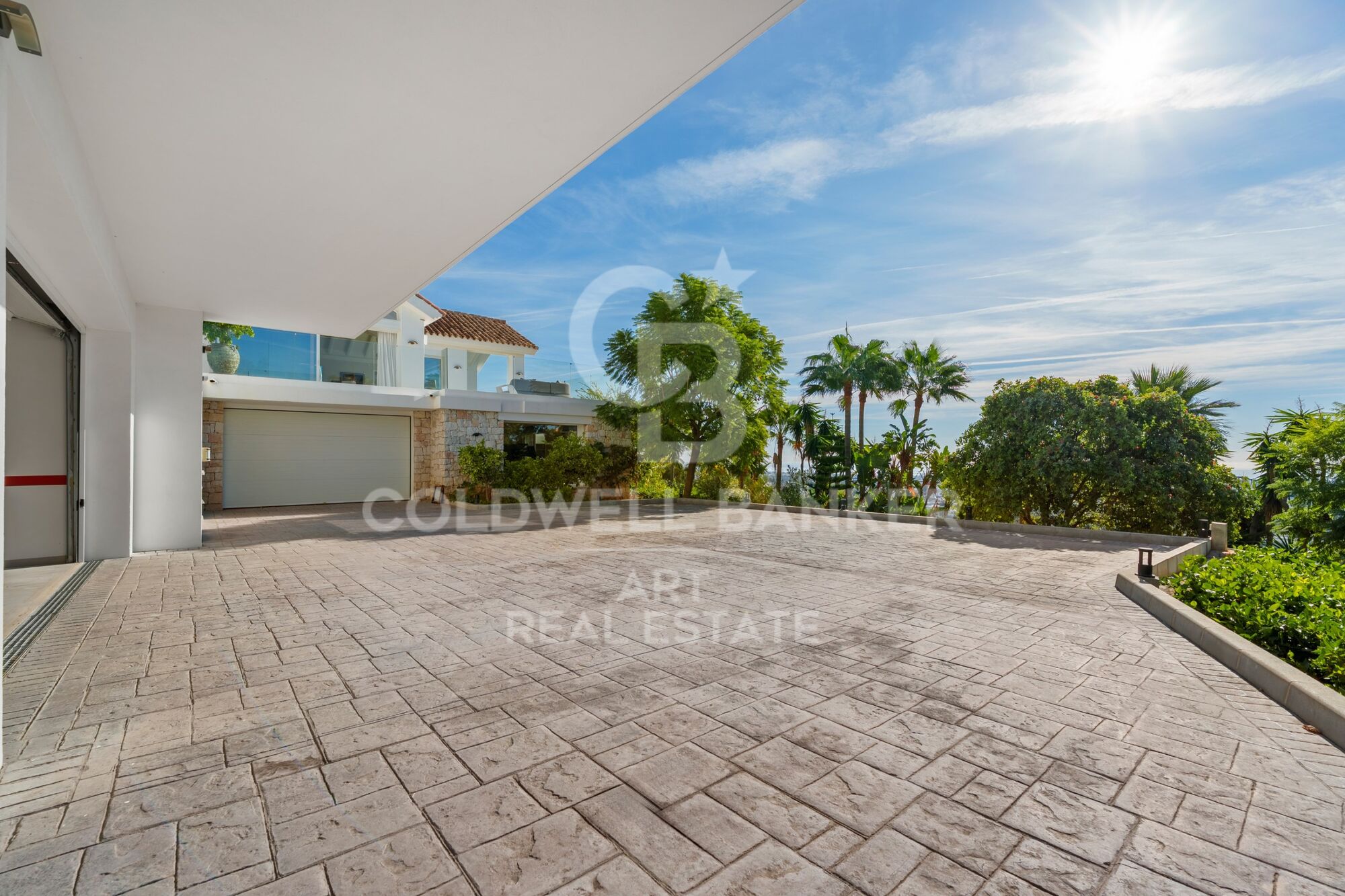 Villa Exceptionnelle avec Vues Panoramiques à Puerto del Almendro, Benahavís