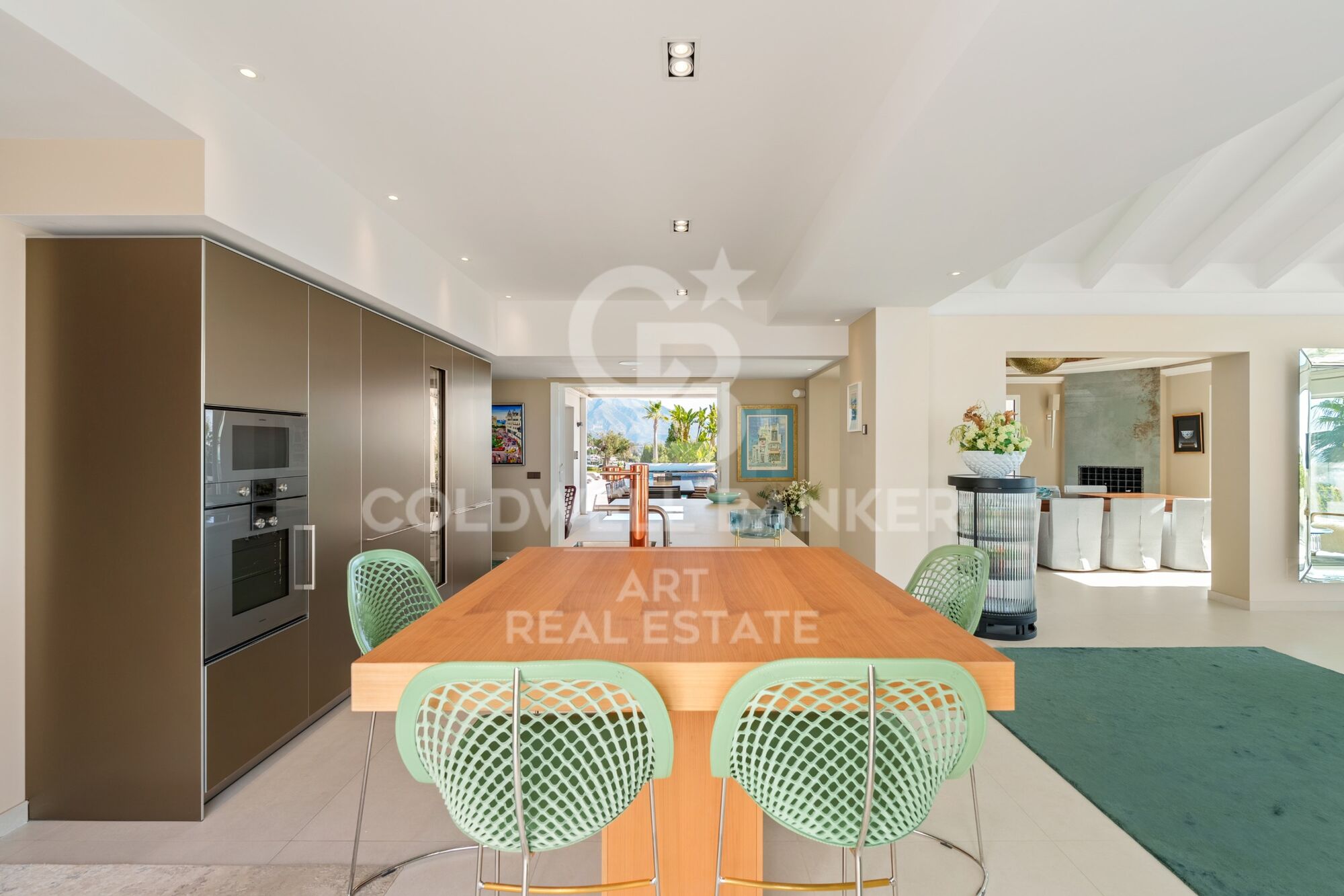 Villa Exceptionnelle avec Vues Panoramiques à Puerto del Almendro, Benahavís