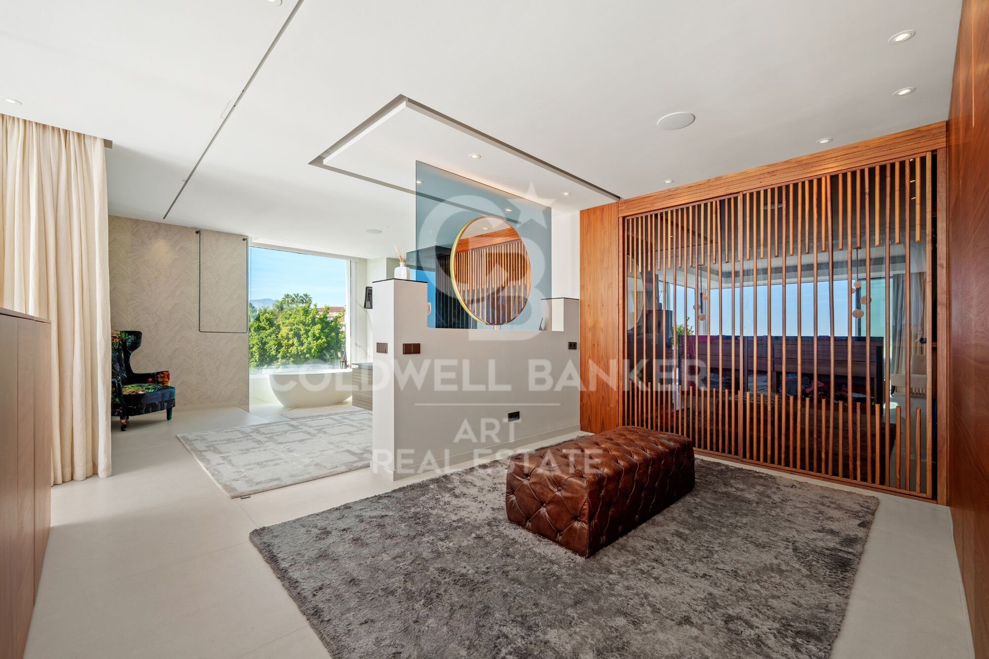 Villa Exceptionnelle avec Vues Panoramiques à Puerto del Almendro, Benahavís