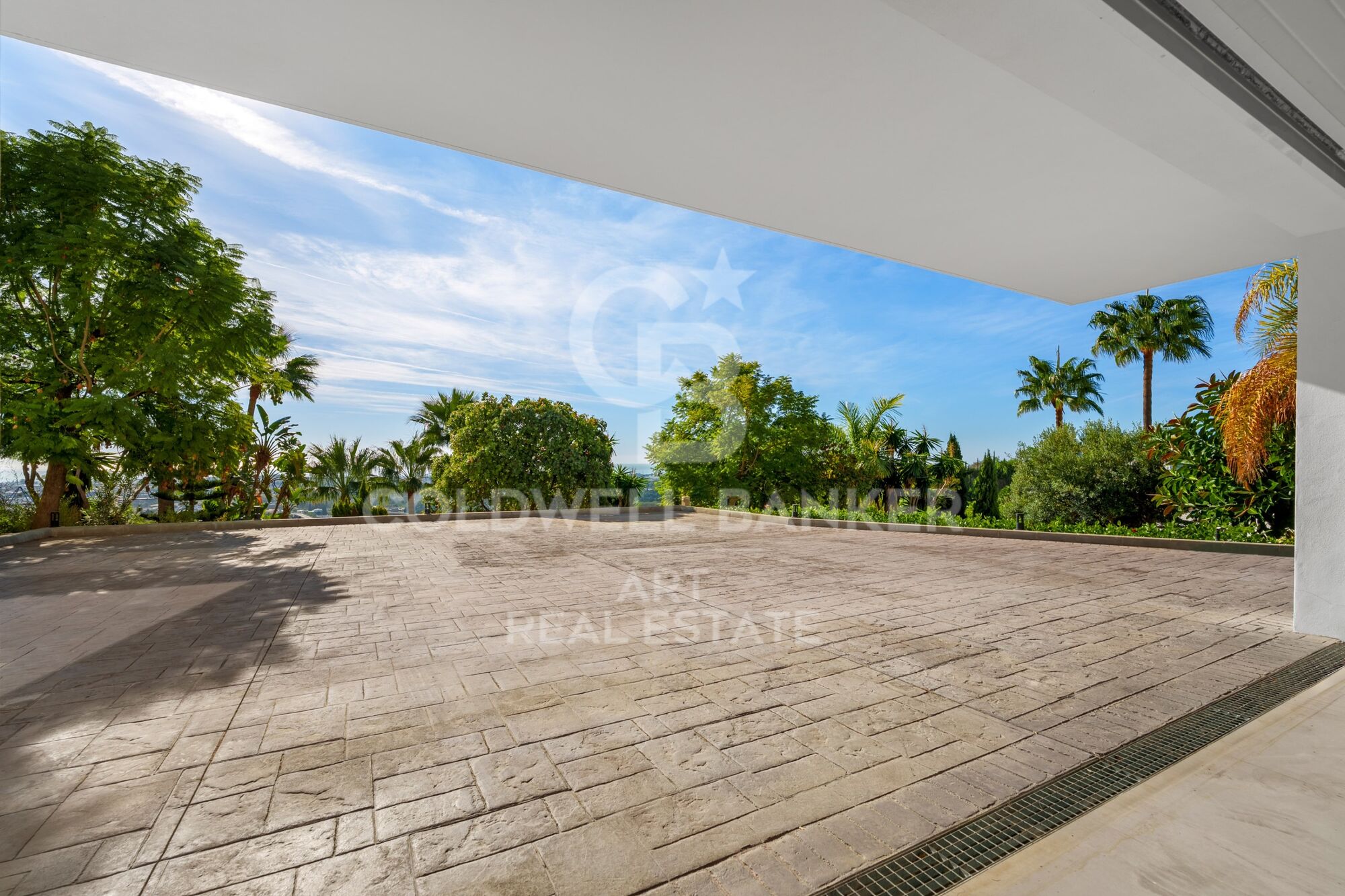 Villa Exceptionnelle avec Vues Panoramiques à Puerto del Almendro, Benahavís