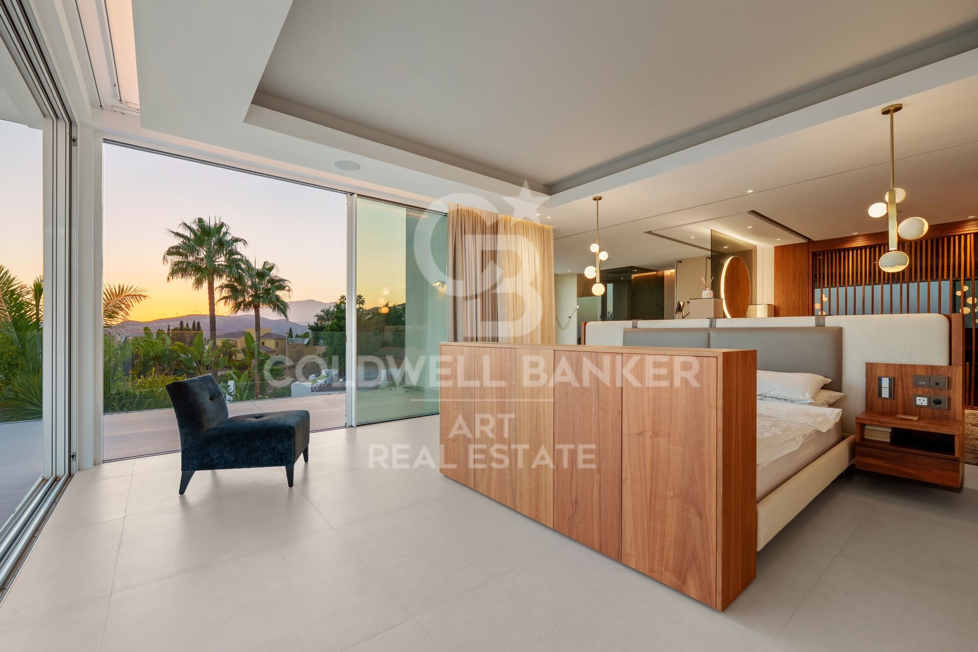 Villa Exceptionnelle avec Vues Panoramiques à Puerto del Almendro, Benahavís