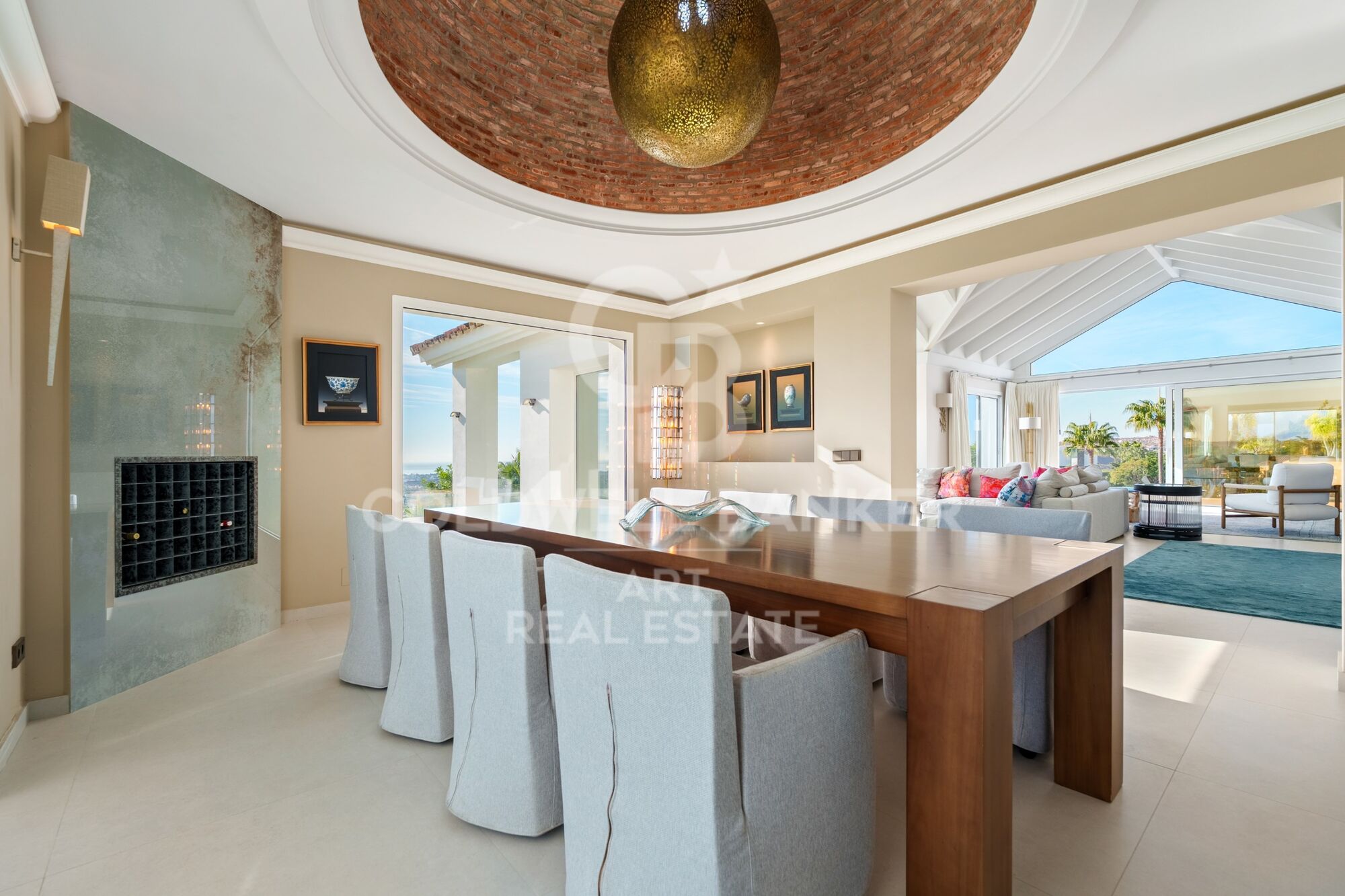 Impresionante Villa con Vistas Panorámicas en Puerto del Almendro, Benahavís