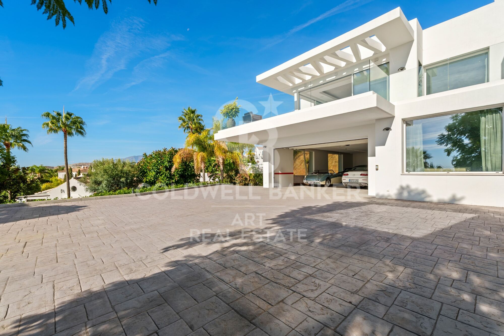 Villa Exceptionnelle avec Vues Panoramiques à Puerto del Almendro, Benahavís