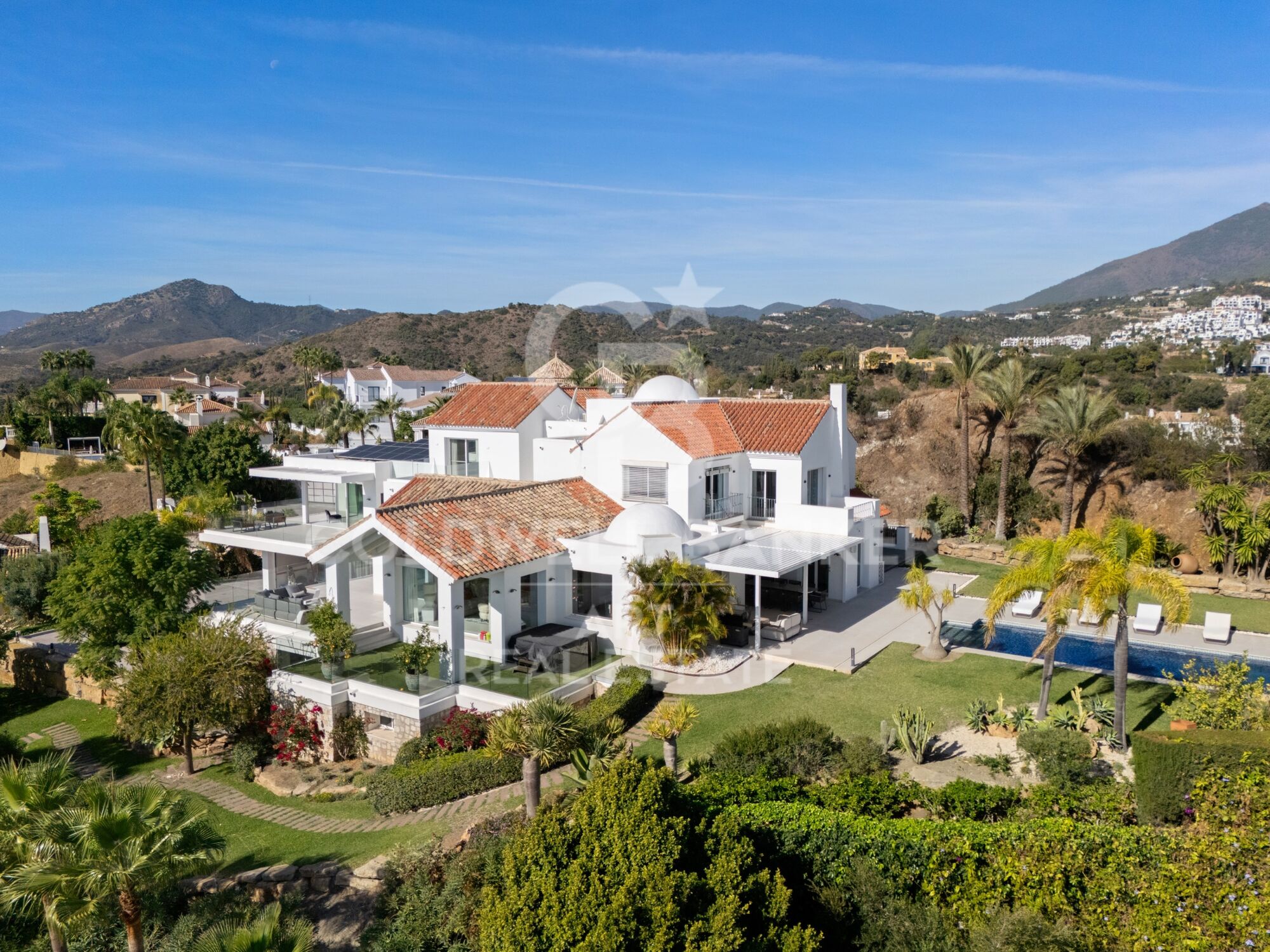 Beeindruckende Villa mit Panoramablick in Puerto del Almendro, Benahavís