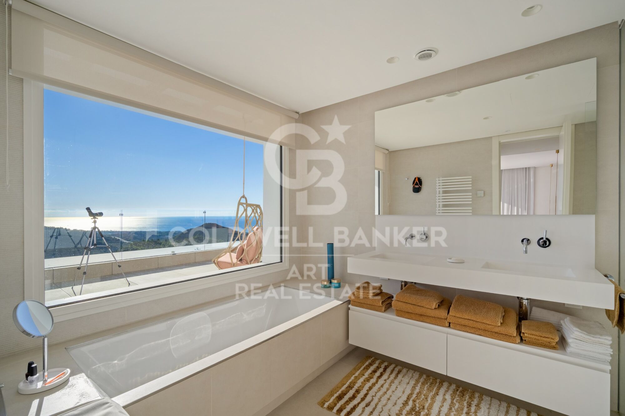 Penthouse Duplex de Luxe avec Piscine Privée et Vues Panoramiques sur la Mer à Palo Alto, Ojén
