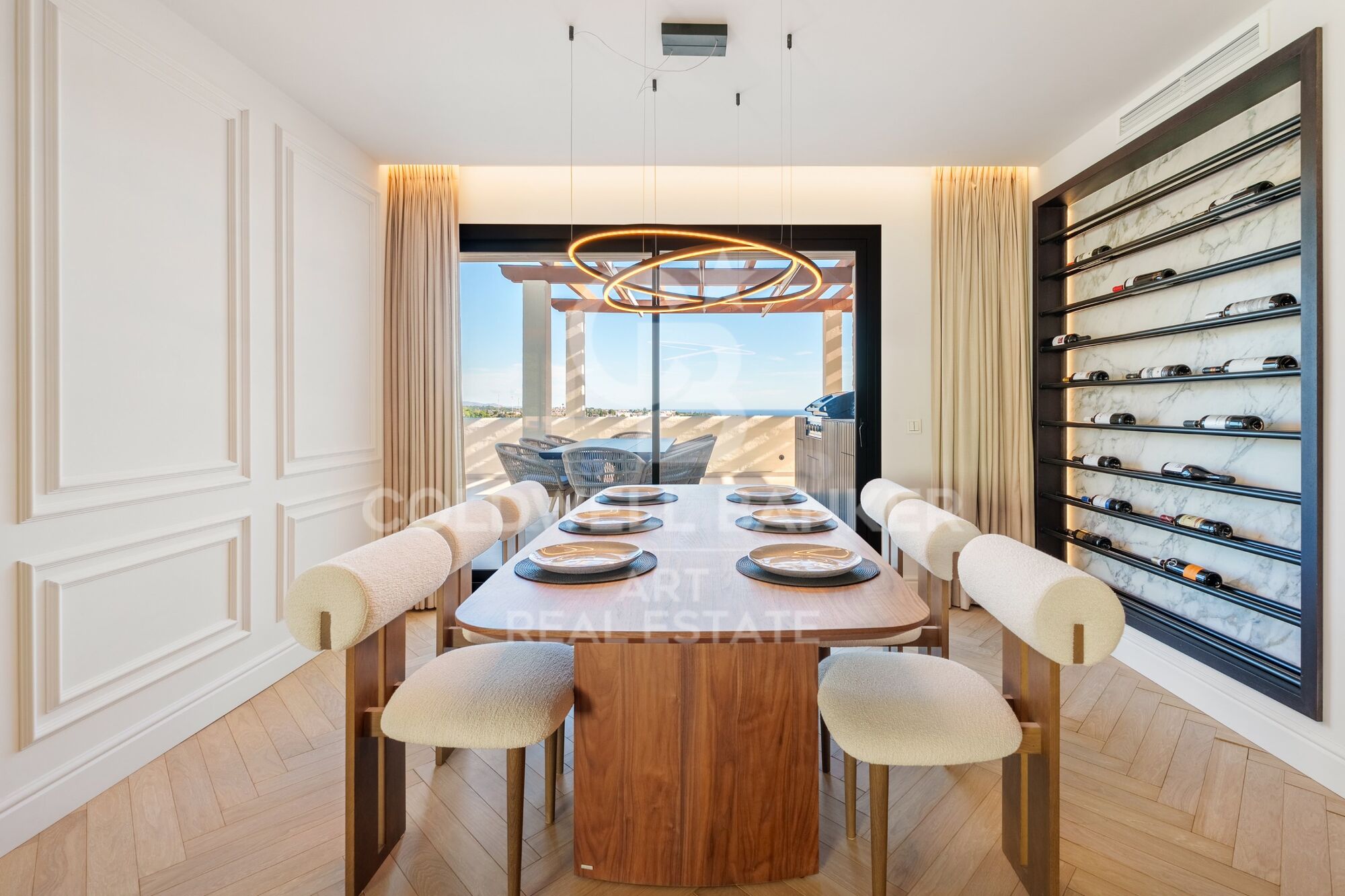 Penthouse Duplex de Luxe avec Piscine Privée et Vues Panoramiques sur la Mer à Nueva Andalucía, Marbella