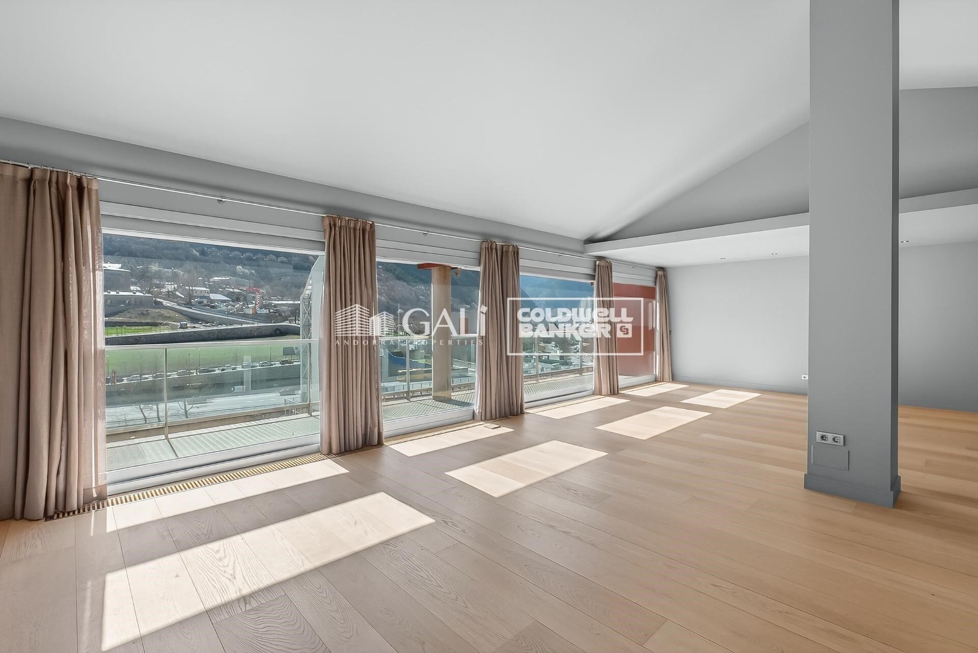 Penthouse 4 Bedrooms Sale Andorra la Vella