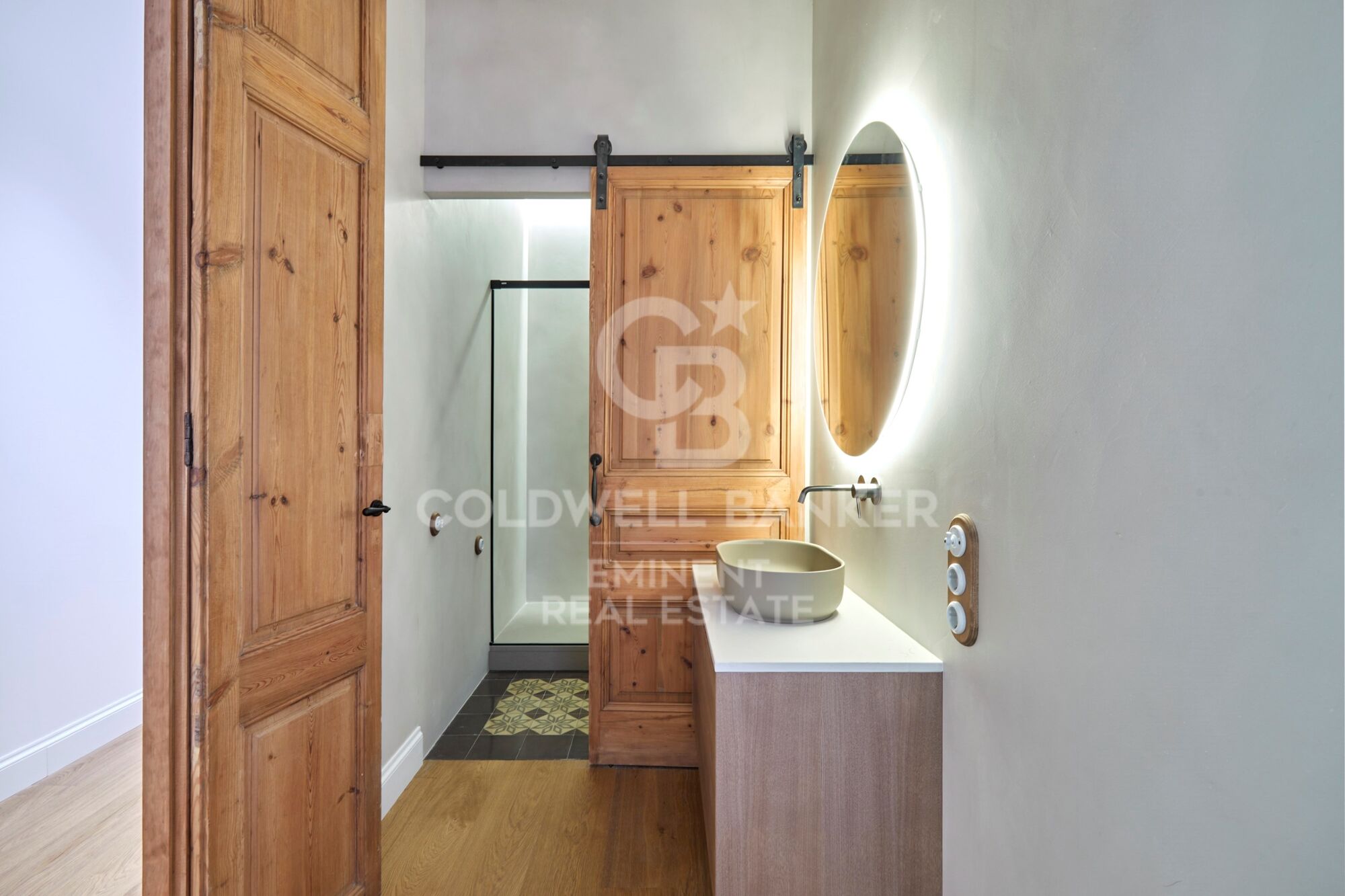 Renovierte Wohnung zum Verkauf in L'Antiga Esquerra de l'Eixample