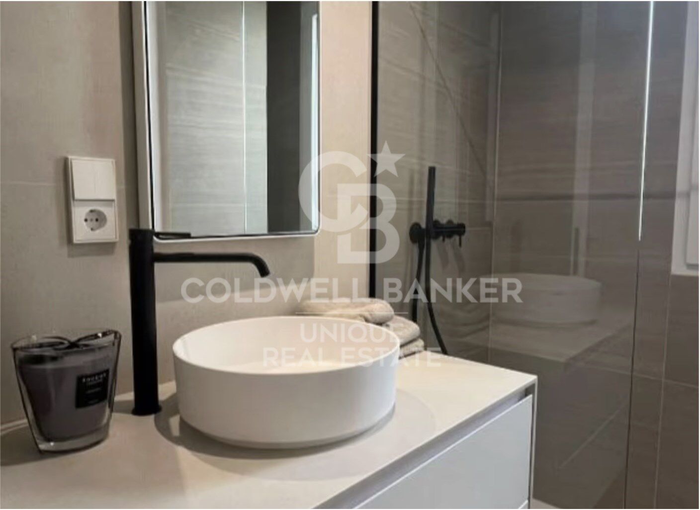 Appartement extérieur rénové à Almagro, Madrid