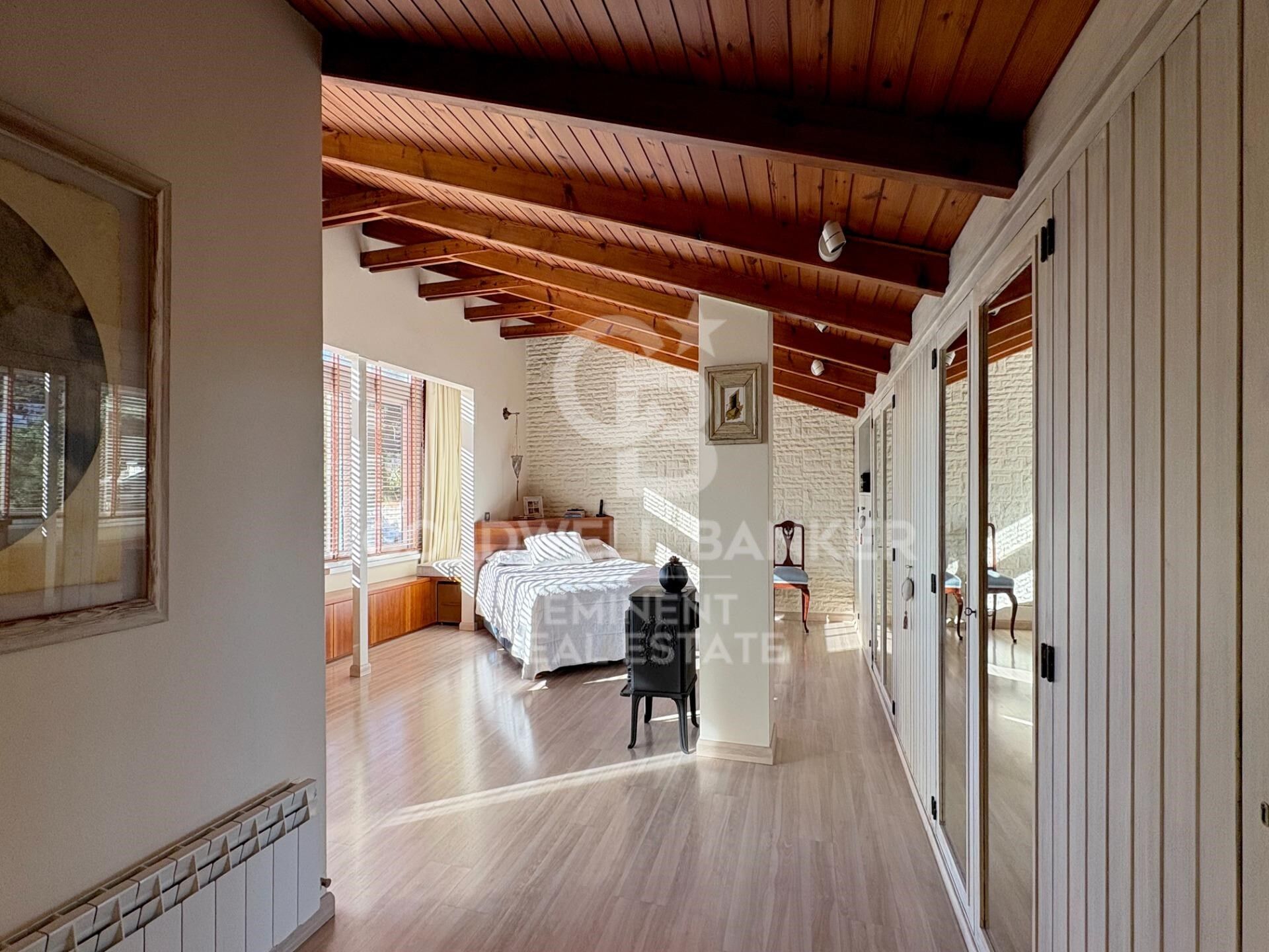 Beautiful detached house with garden in Sarrià