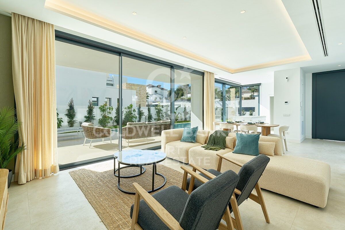 Villa moderne clé en main à Monte Biarritz - Nueva Atalaya (Estepona)