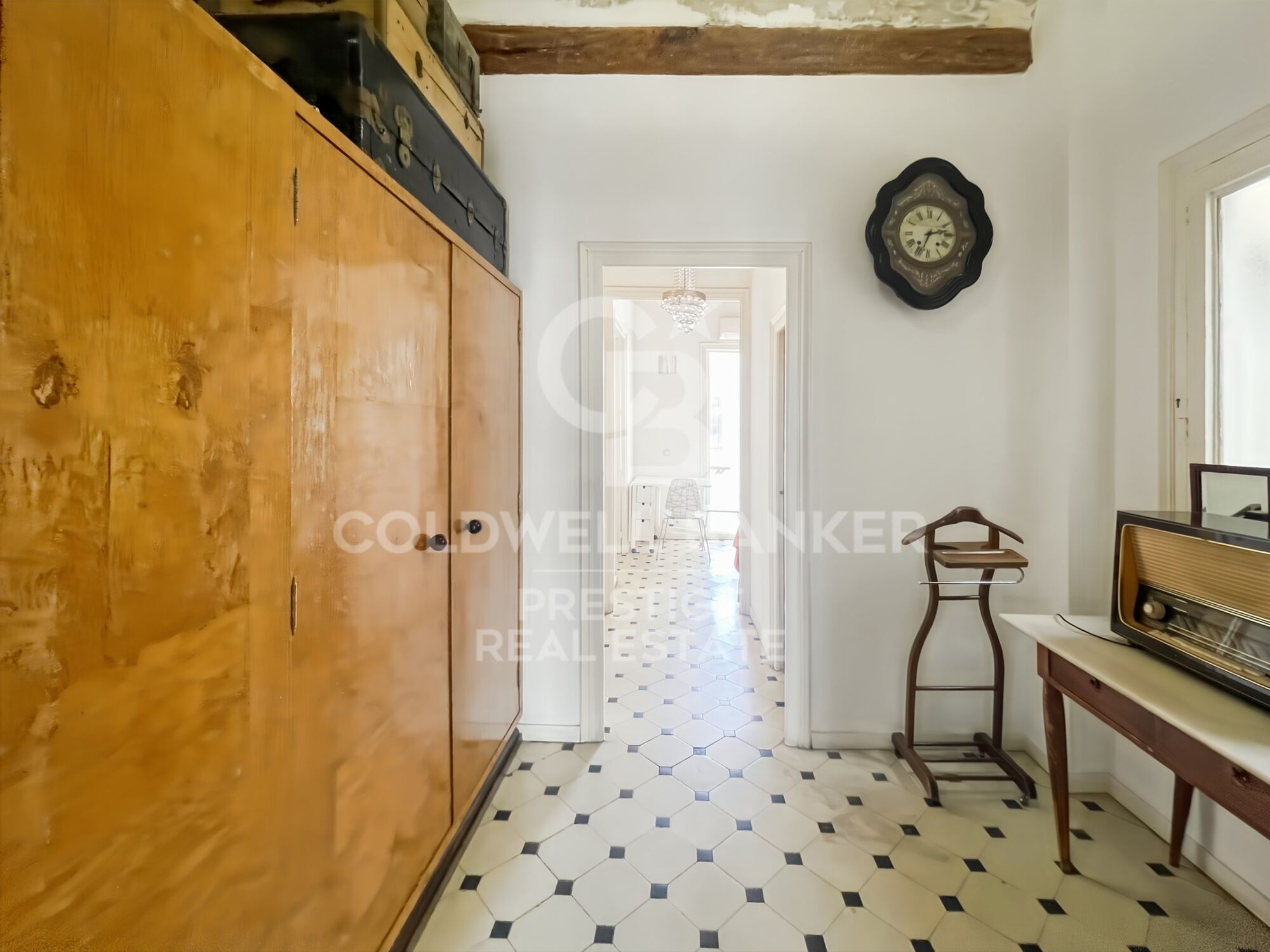 Penthouse mit touristischer Lizenz und 20 m² Terrasse, 30 Meter vom Passeig de Gràcia entfernt, Barcelona