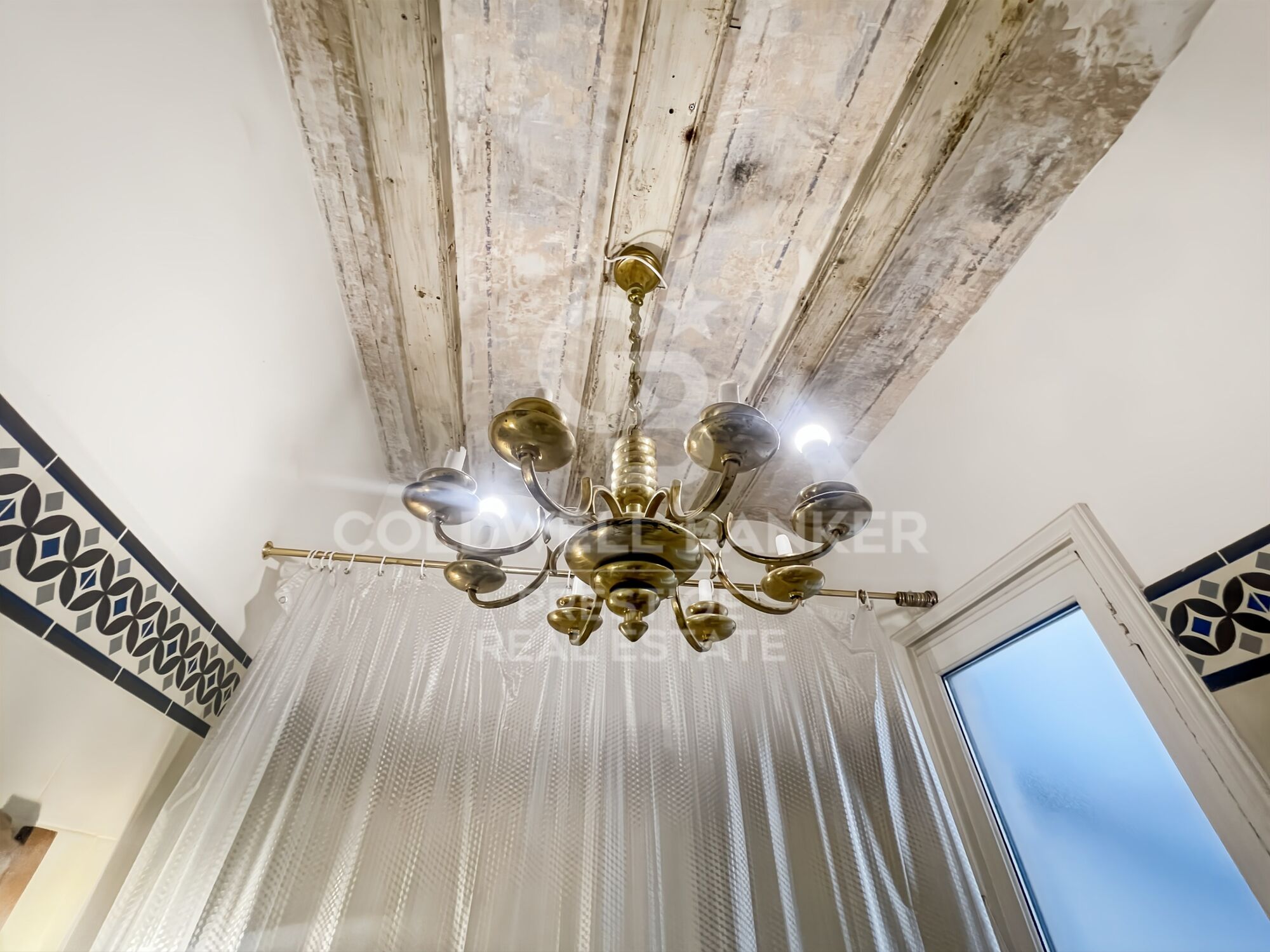 Penthouse avec licence touristique et terrasse de 20 m² à 30 mètres du Passeig de Gràcia, Barcelona