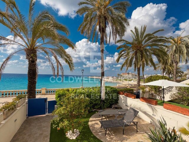 Piso con jardín frente al mar en Sitges,Barcelona