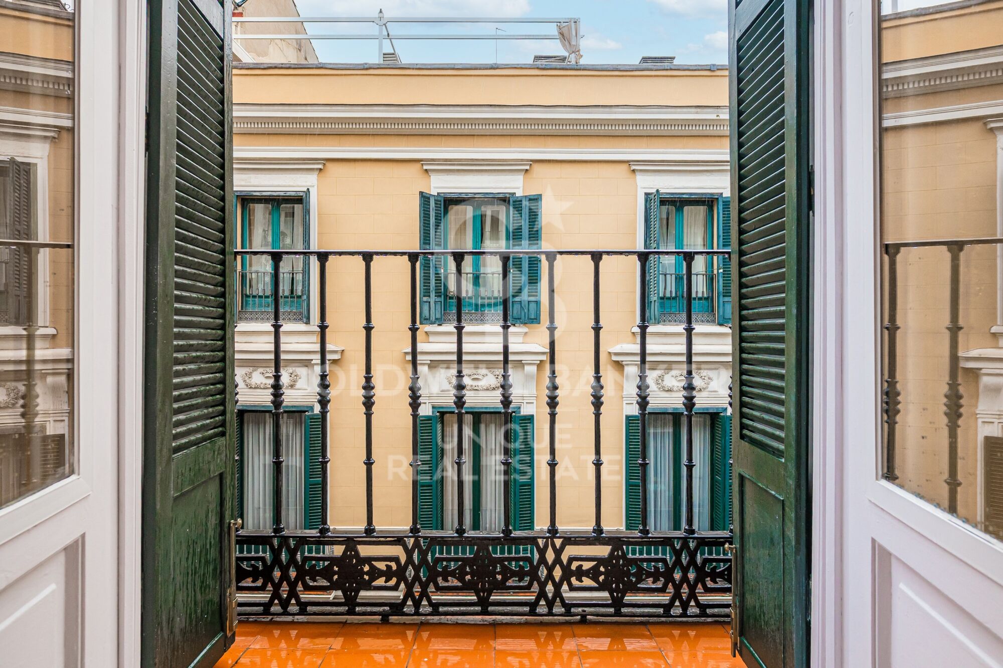 Renovierte Außenwohnung in Malasaña, Madrid