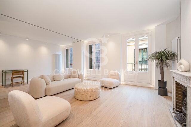 Exterior renovated apartment in Malasaña, Madrid