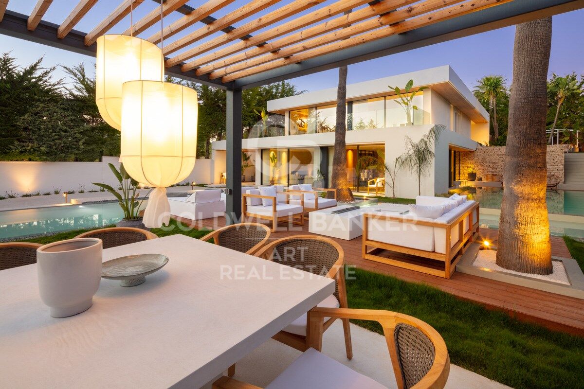 Elegante villa moderna en el corazón de Nueva Andalucía, Marbella